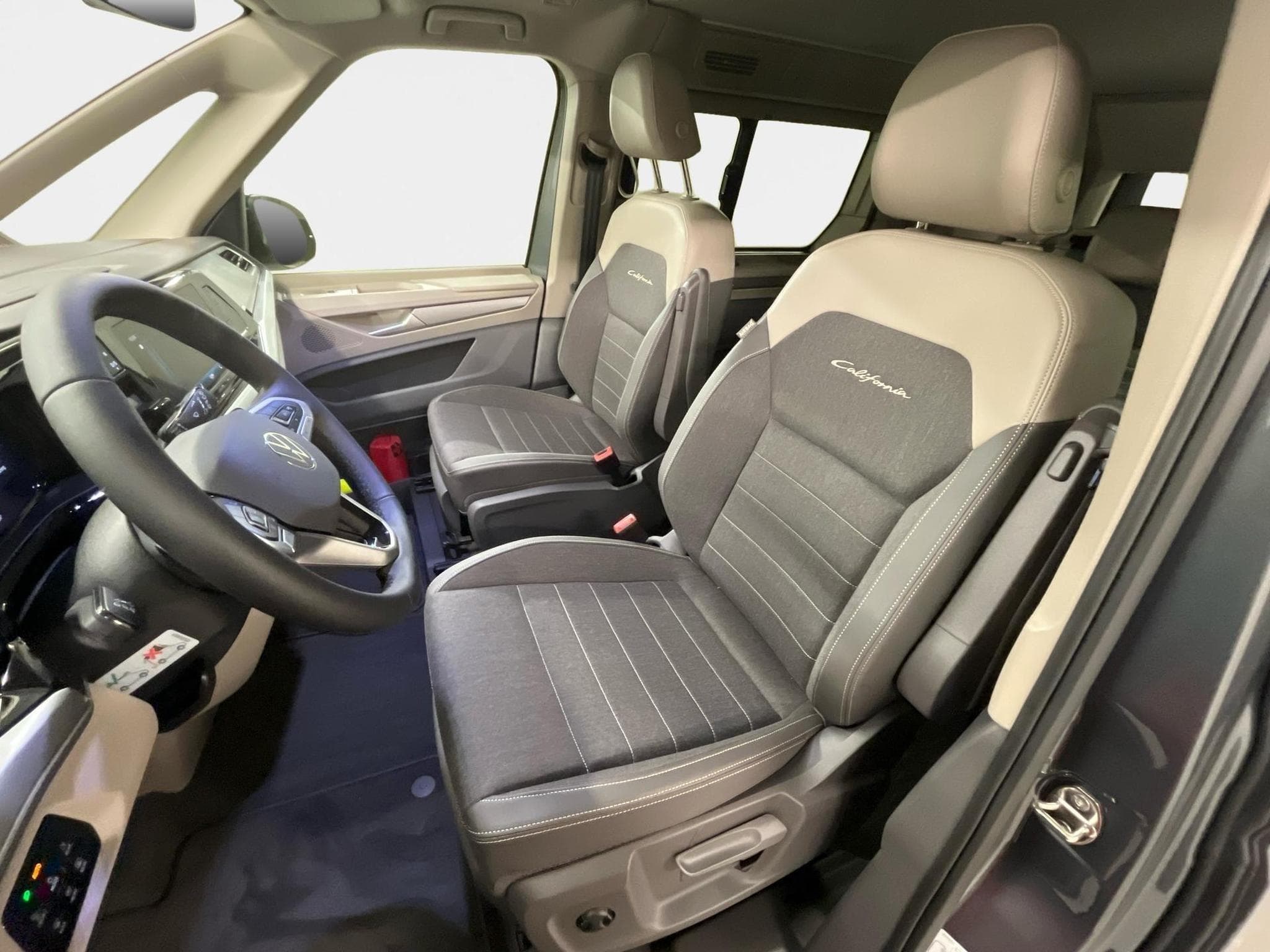 VW California Ocean (2026) - Photo 18
