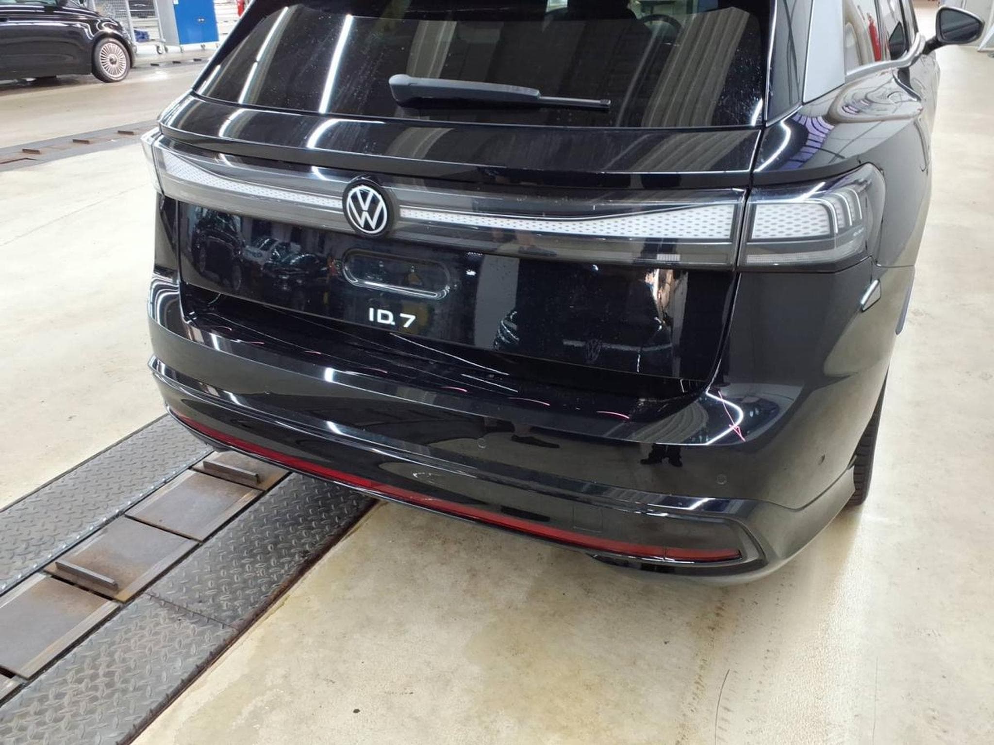 VW ID.7 Tourer Tourer Pro (2025) - Photo 15