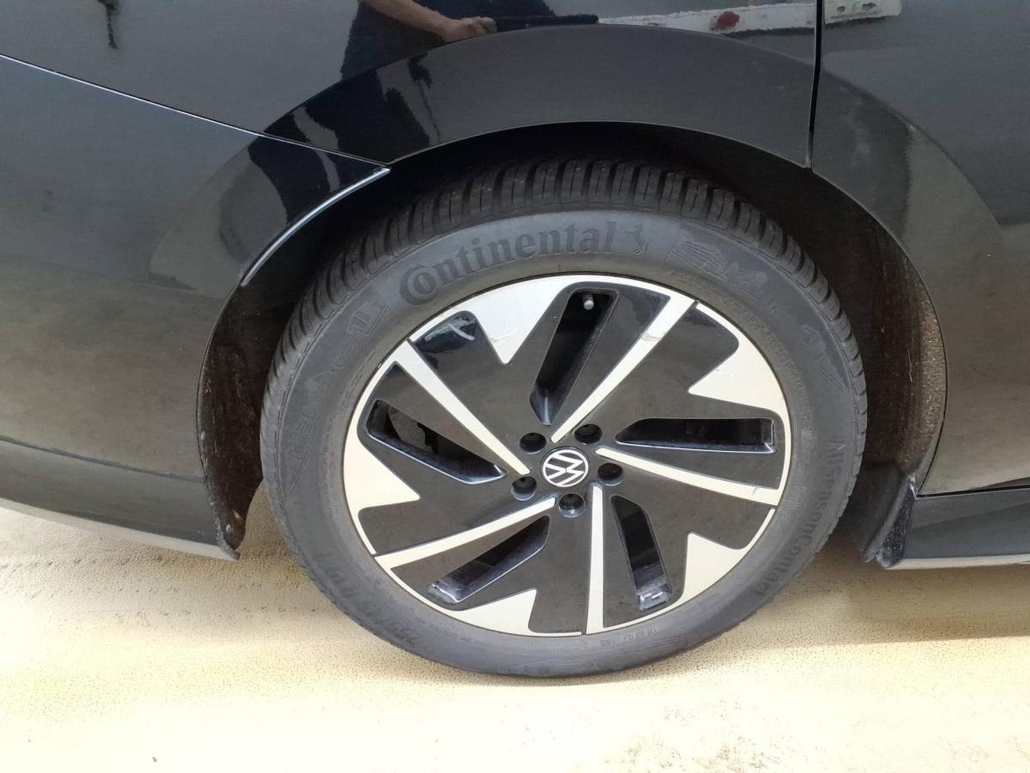 VW ID.7 Tourer Tourer Pro (2025) - Photo 19