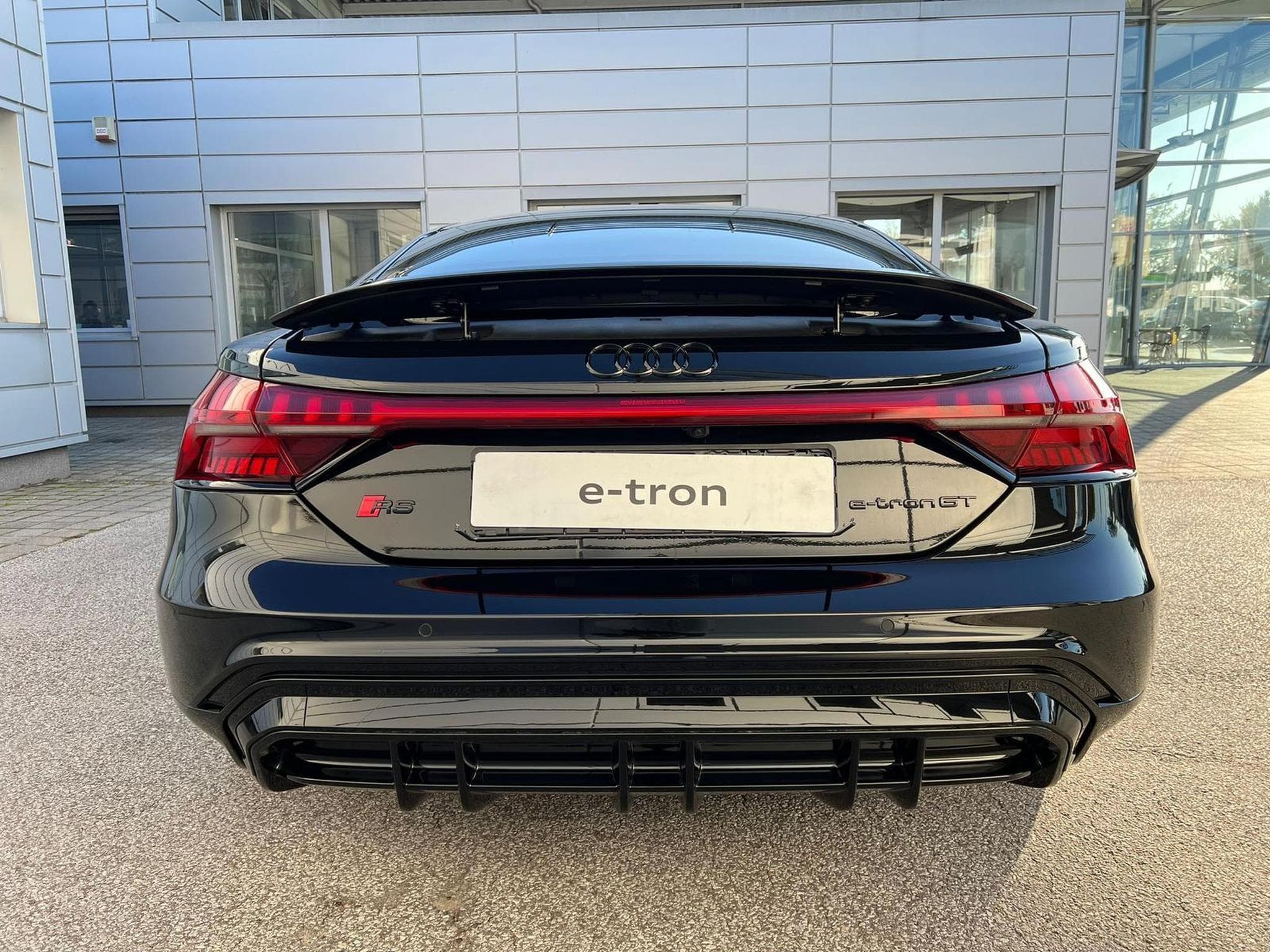Audi e-tron quattro Keramik Allradlenk (2025) - Foto 4