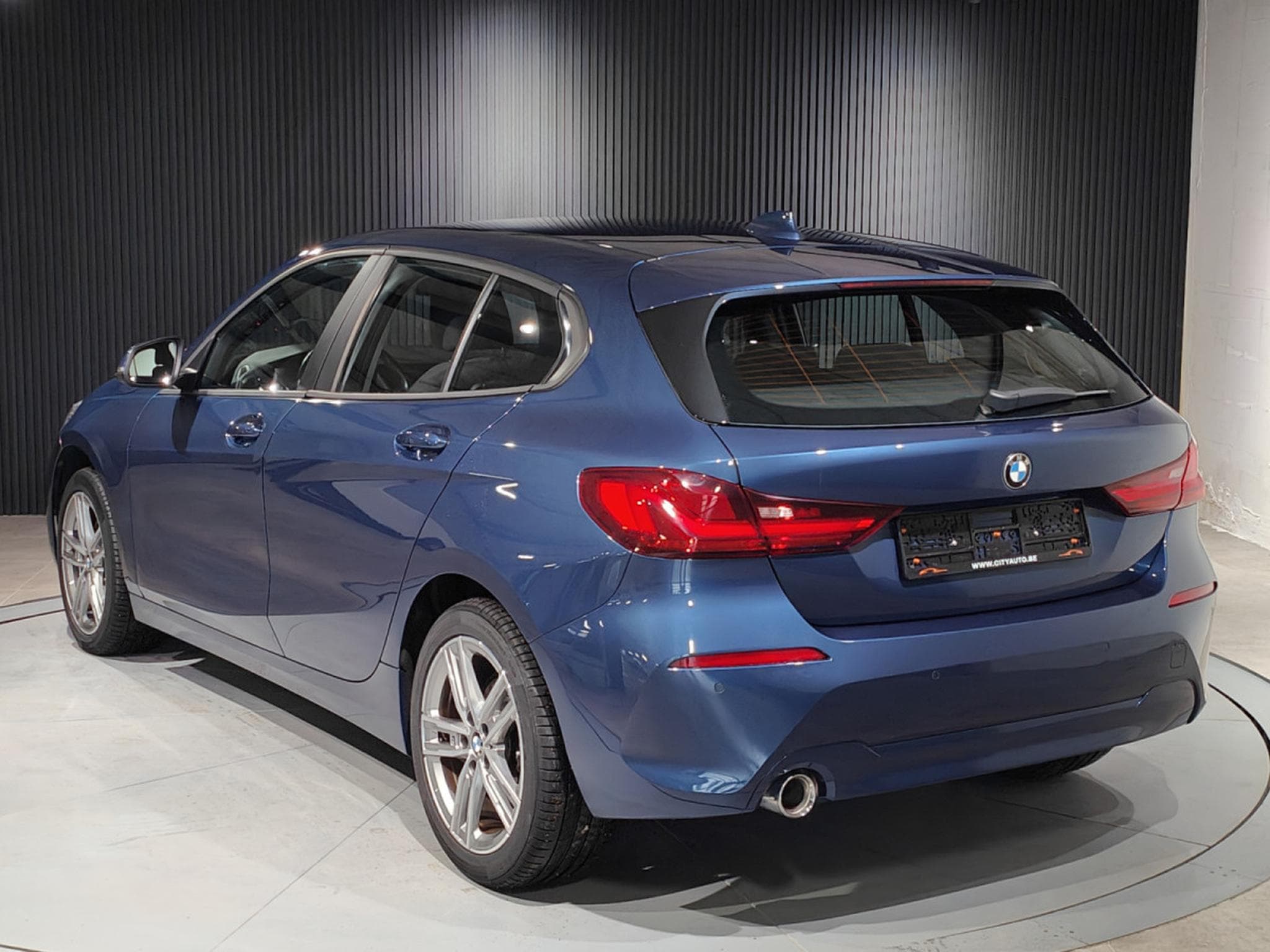 BMW 116 116d BLUETOOTH CLIM AUTO ECLAIRAGE AMBIANCE LED (2020) - Photo 4