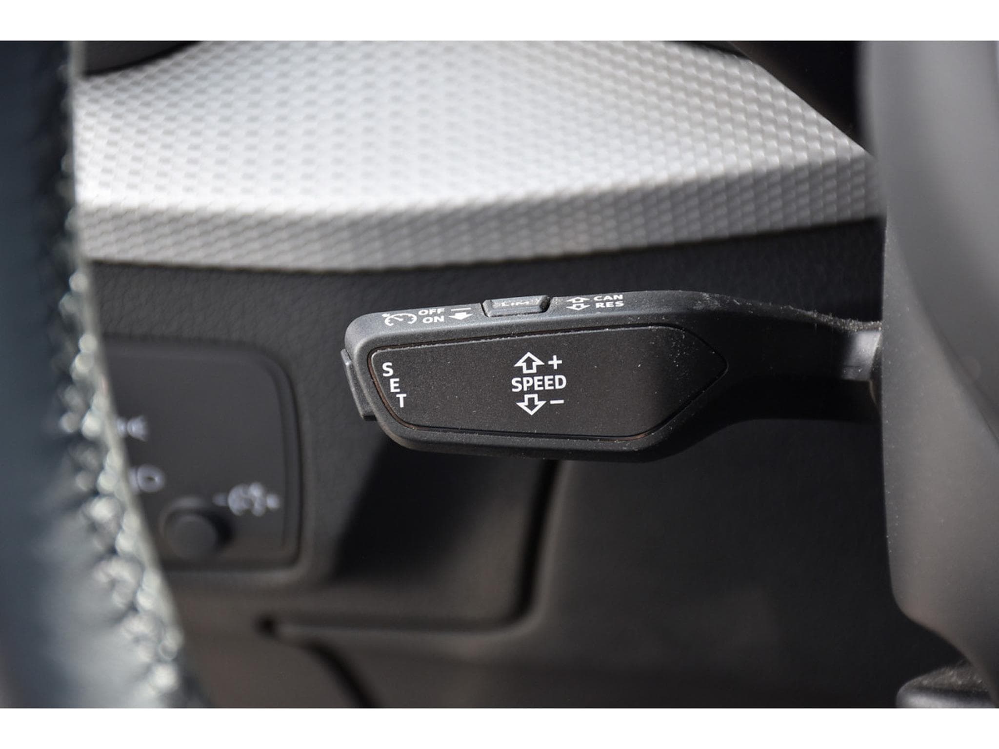Audi Q2 35 TFSI S-Line S-Tronic TO CUIR GPS REGUL CAM 1° MAIN (2022) - Foto 20