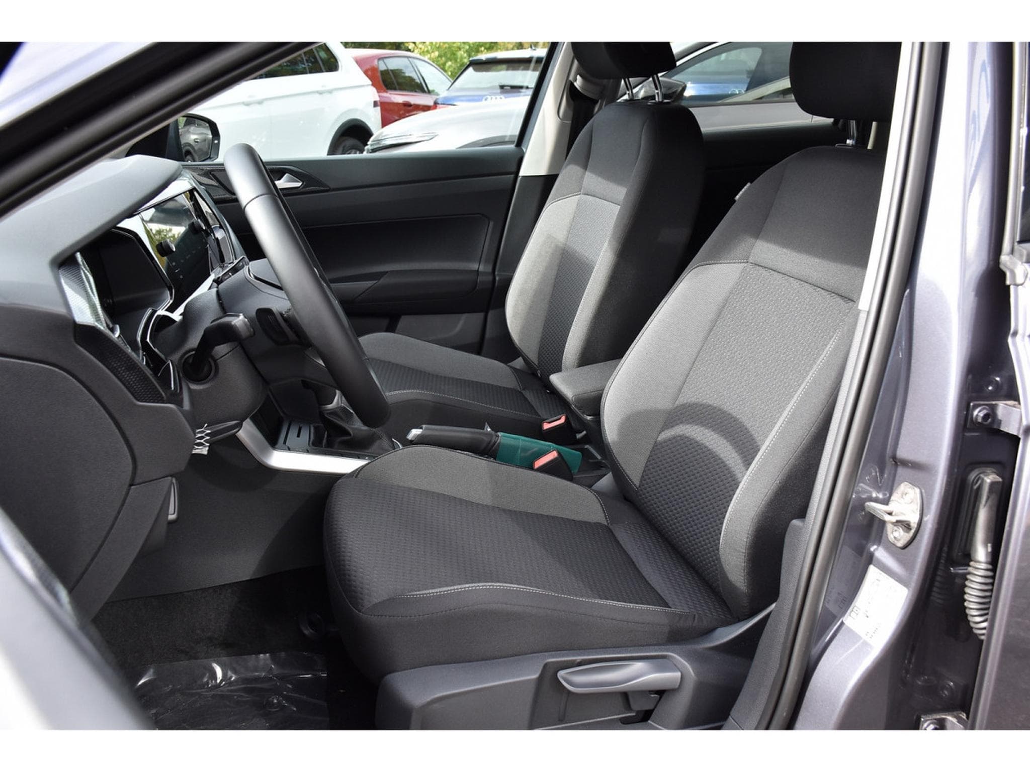 VW Polo 1.0 TSI 115 Life DSG SG CHFF CLIMA REGUL PDC CAM NEUVE (2026) - Foto 6