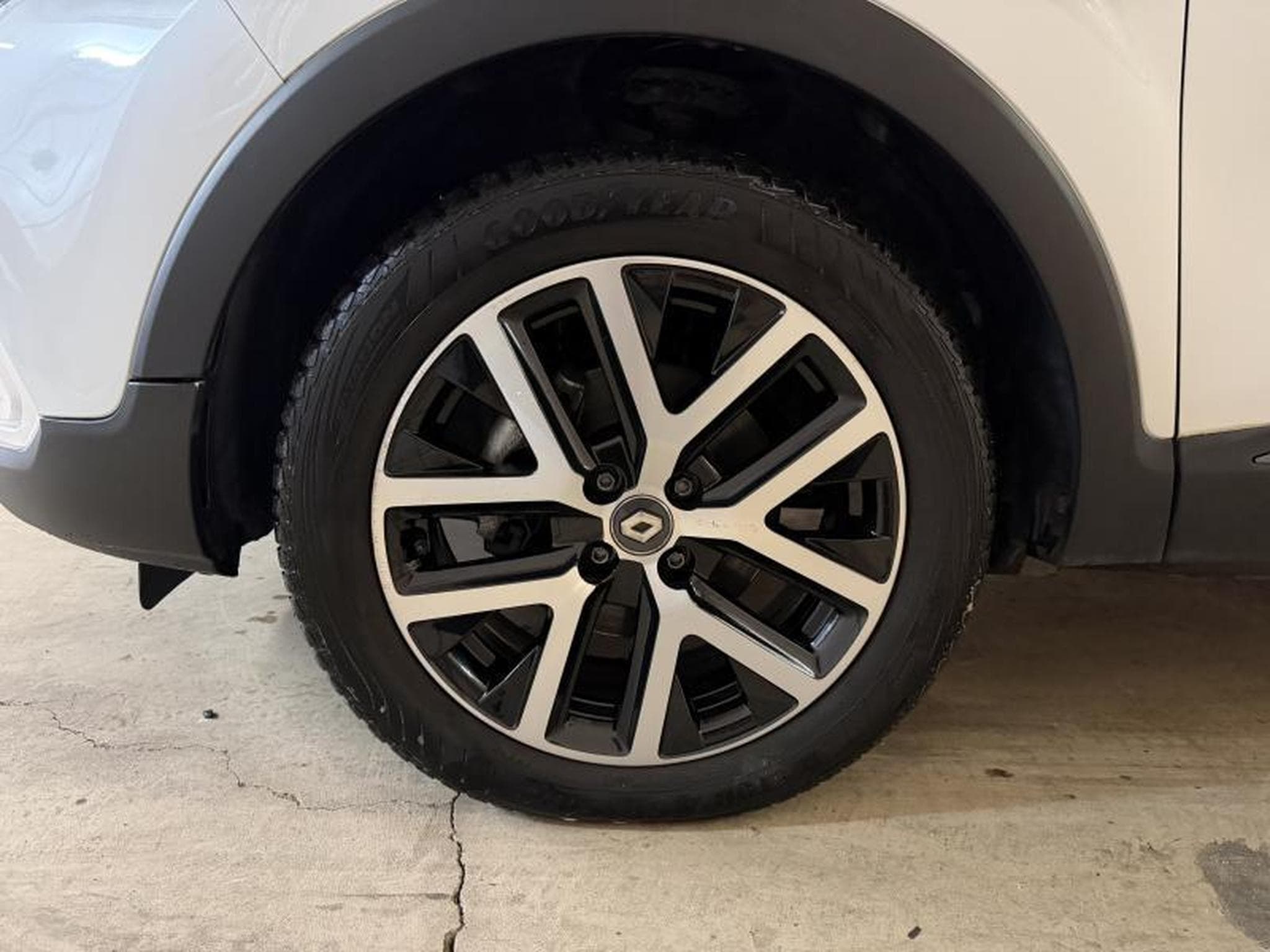 Renault Captur 1.3 TCe 150 EDC S-Edition (2018) - Photo 4