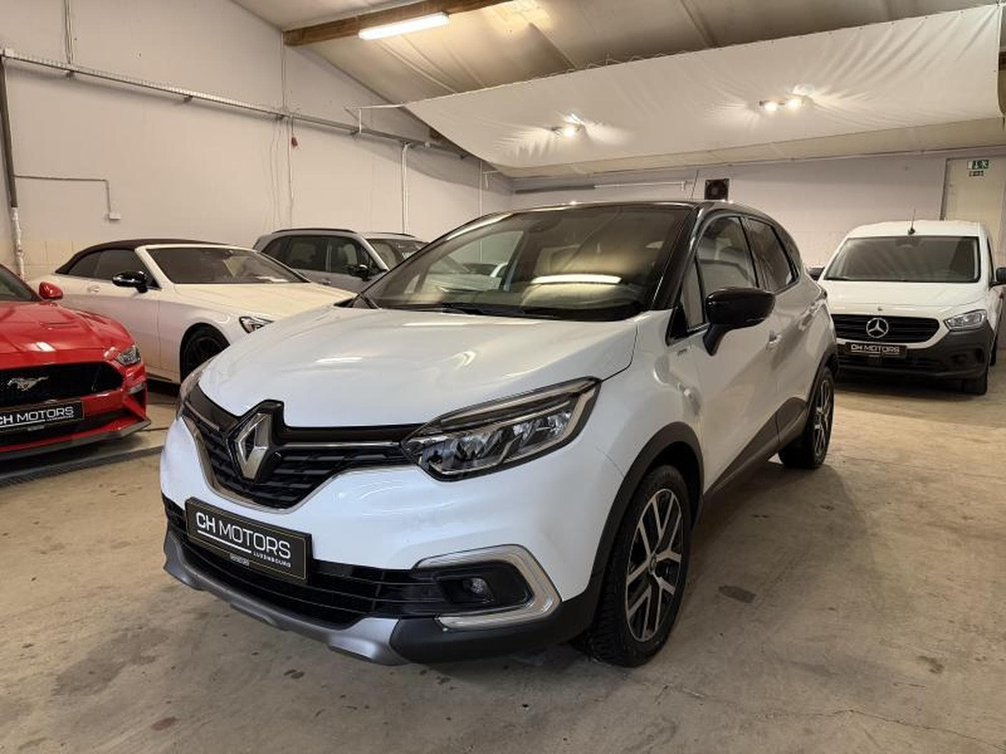 Renault Captur 1.3 TCe 150 EDC S-Edition (2018) - Photo 3