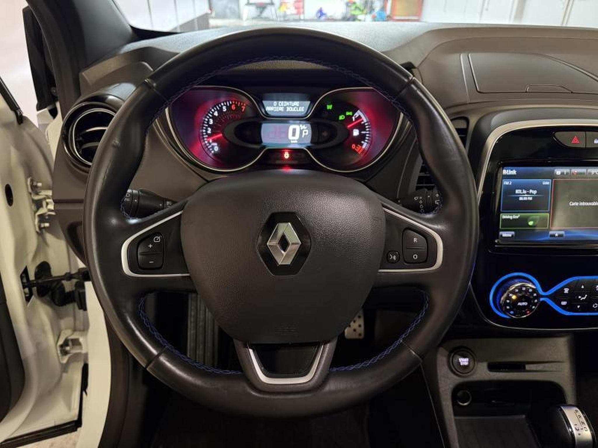 Renault Captur 1.3 TCe 150 EDC S-Edition (2018) - Photo 12