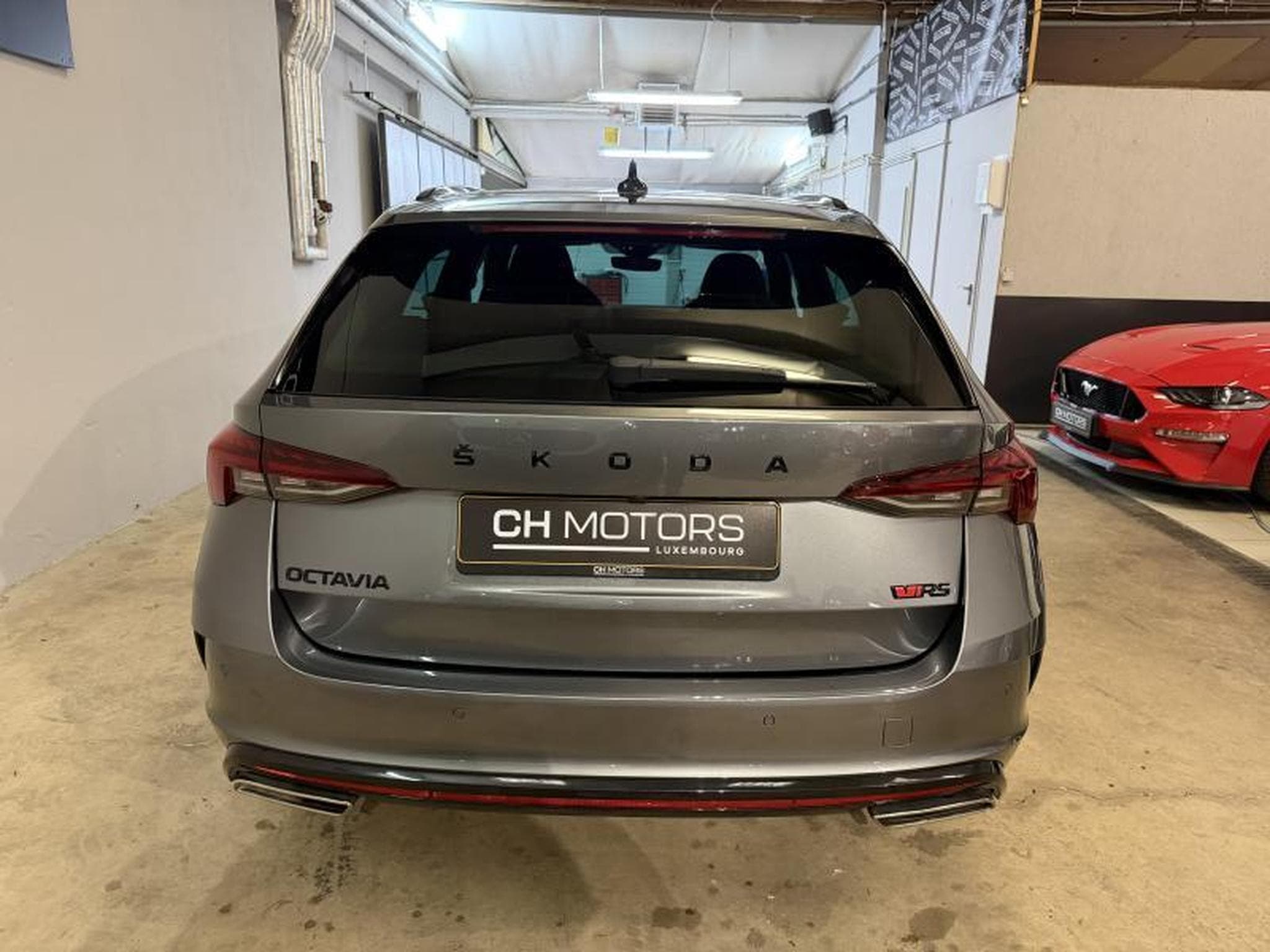 Skoda Octavia RS 2.0 TSI 245 DSG7 KOMBI (2023) - Photo 6