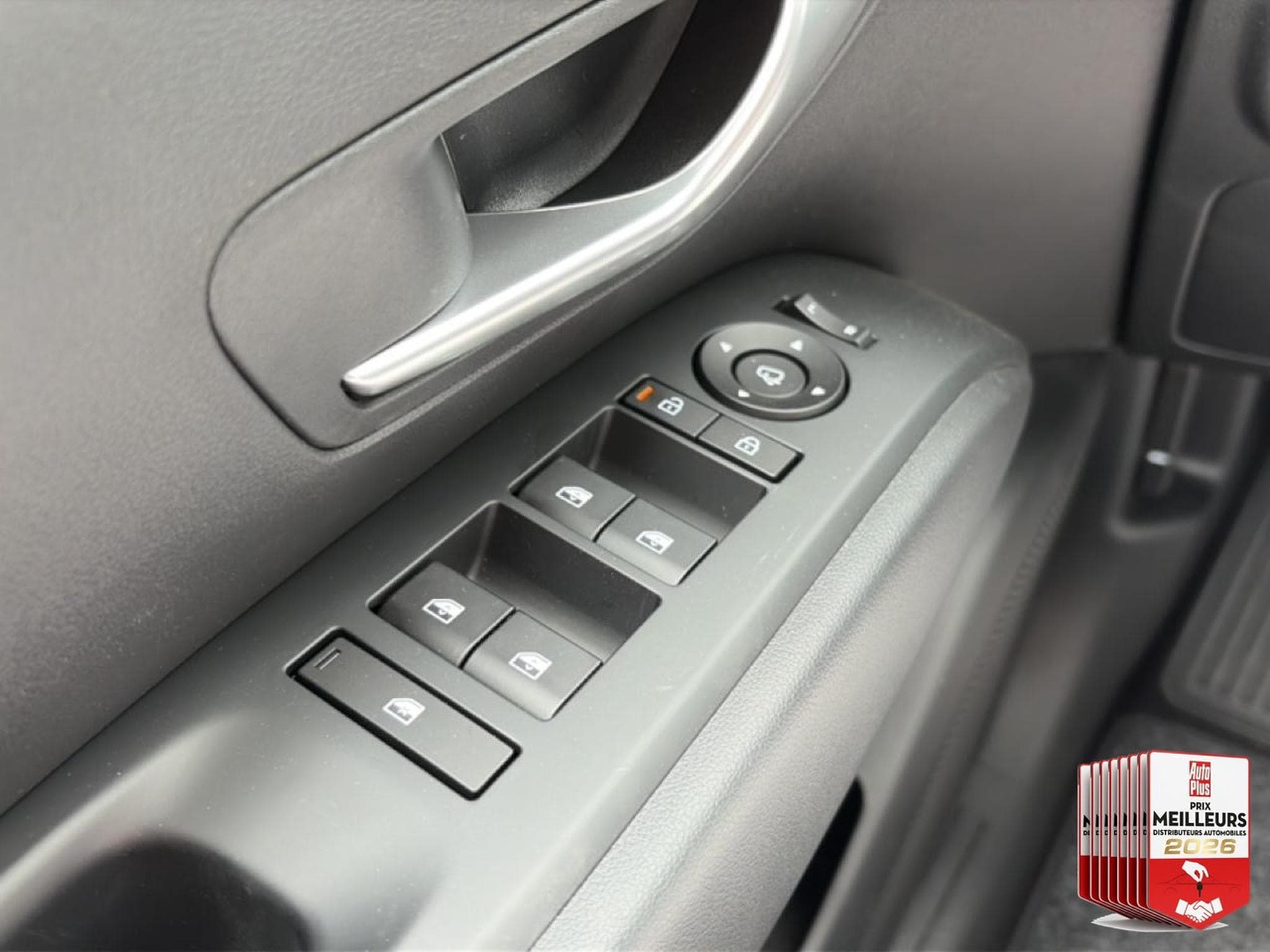 Hyundai TUCSON 1.6 T-GDI 239 HYBRID INTUITIVE (2026) - Foto 11