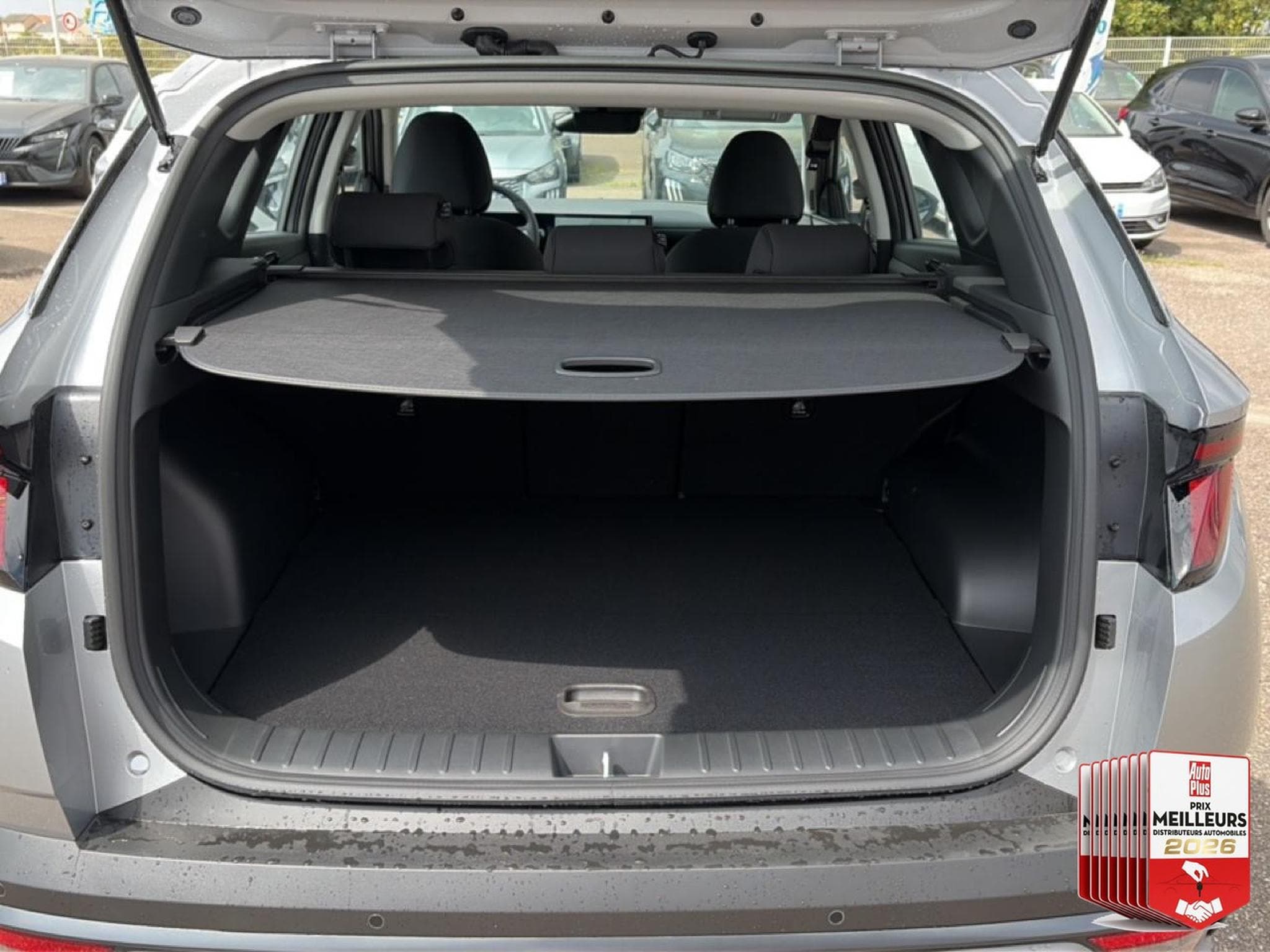 Hyundai TUCSON 1.6 T-GDI 239 HYBRID INTUITIVE (2026) - Foto 31