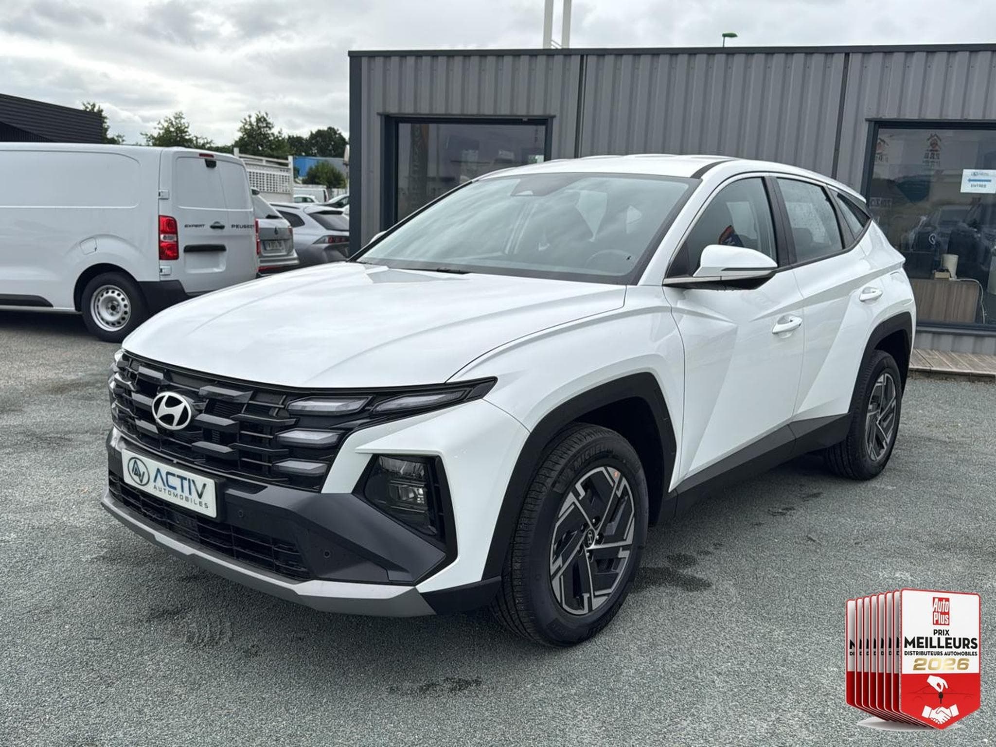Hyundai TUCSON 1.6 T-GDI 239 HYBRID INTUITIVE (2026) - Foto 23