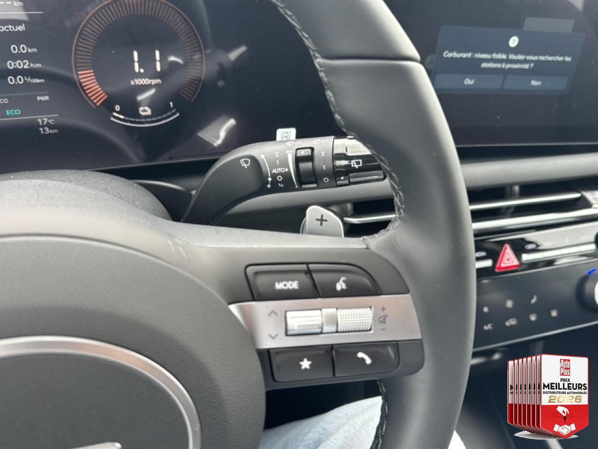 Hyundai TUCSON 1.6 T-GDI 239 HYBRID INTUITIVE (2026) - Photo 13