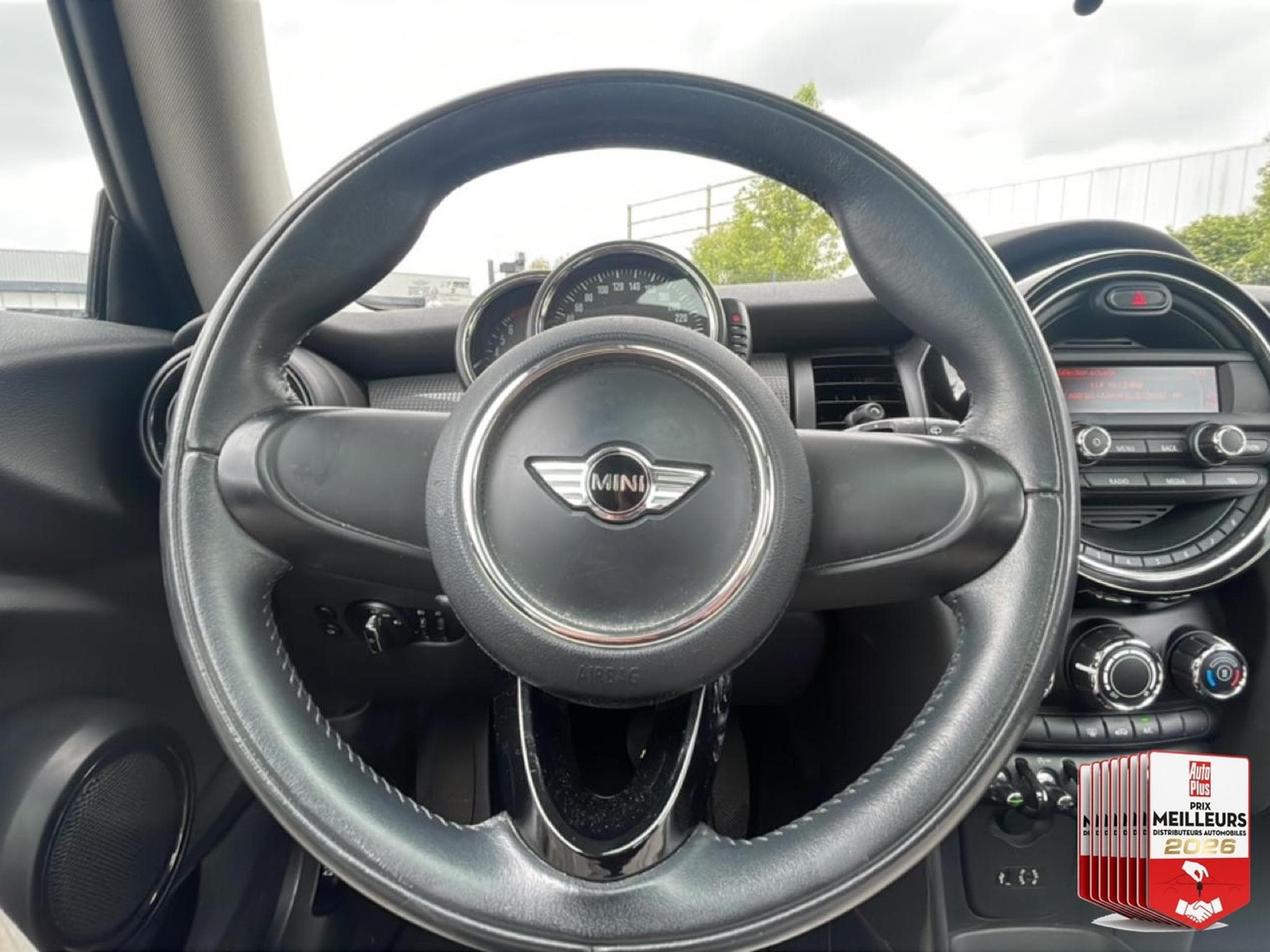 Mini Cooper COOPER 136 (2015) - Foto 18