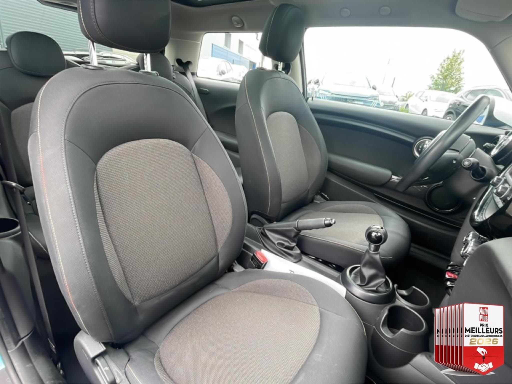 Mini Cooper COOPER 136 (2015) - Foto 22