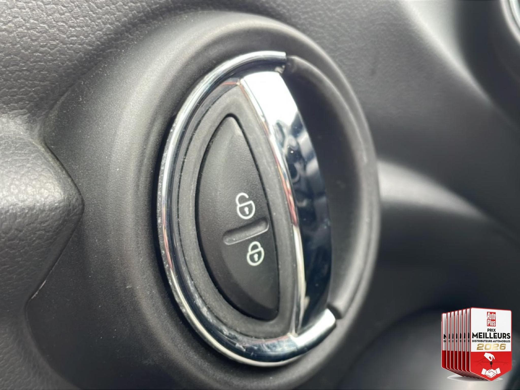 Mini Cooper COOPER 136 (2015) - Foto 30