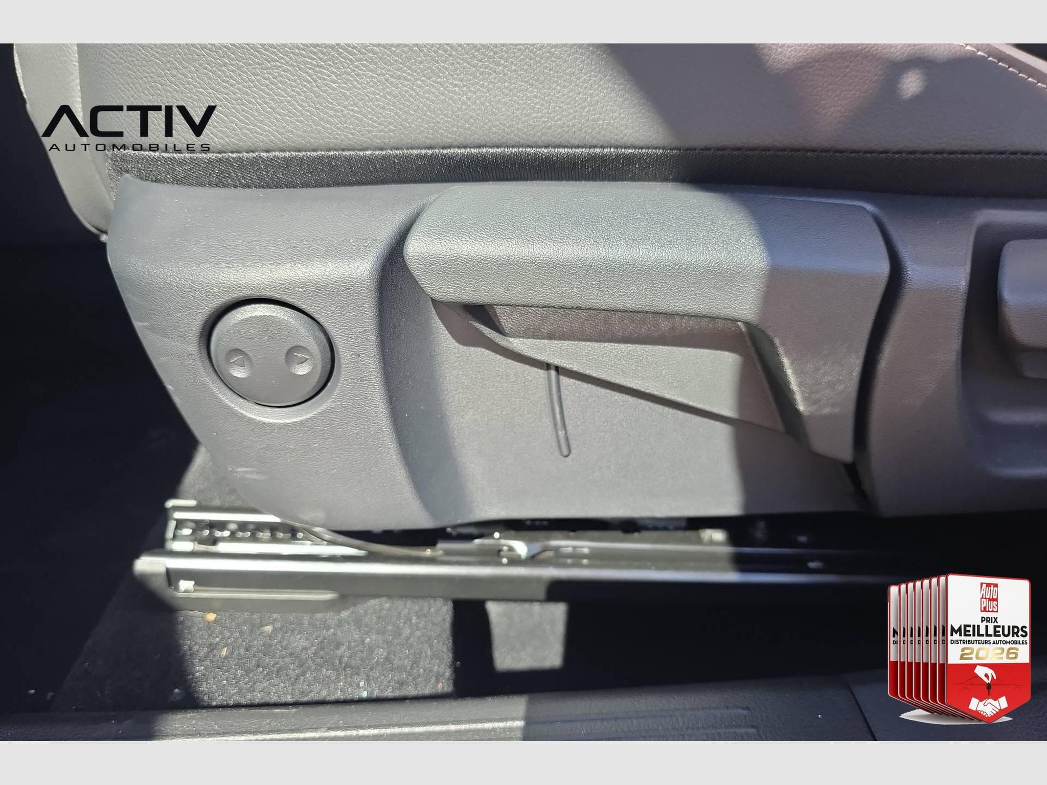 Nissan QASHQAI MILD HYBRID 158 CH XTRONIC N-CONNECTA (2025) - Photo 23