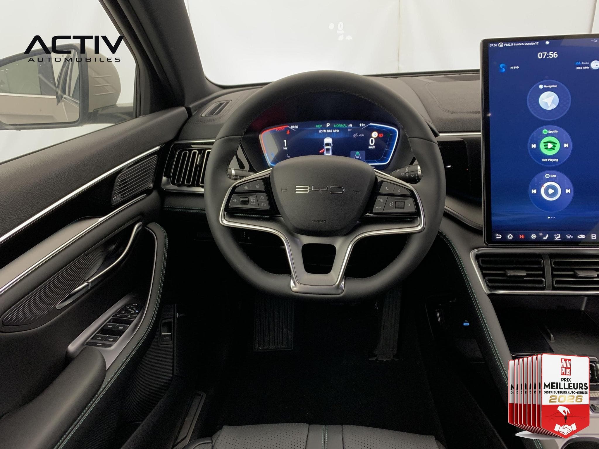 Byd SEAL U 1.5L DM-I 218 CH PHEV COMFORT (2026) - Photo 13