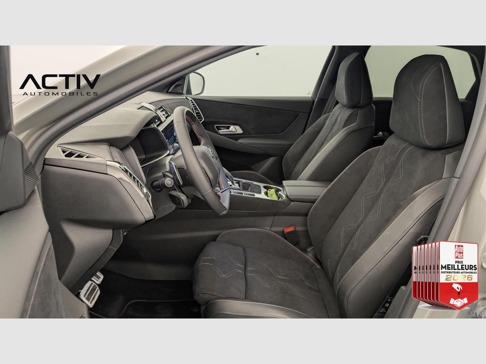 DS Automobiles DS7 BlueHDi 130 EAT8 Pallas (2025) - Foto 16