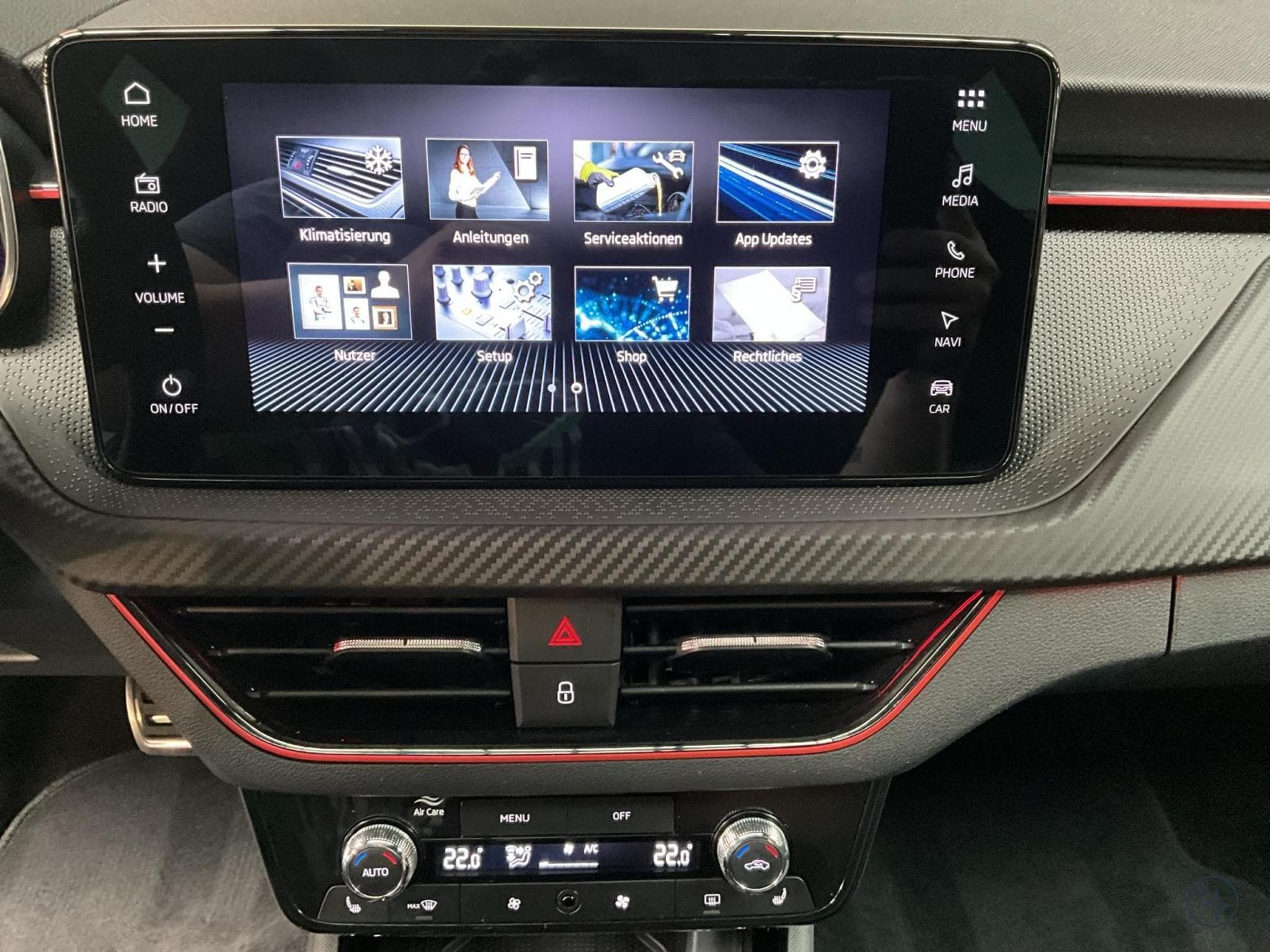 Skoda Kamiq Monte-Carlo+DSG+LED+NAVI+DAB+PANO (2025) - Foto 20