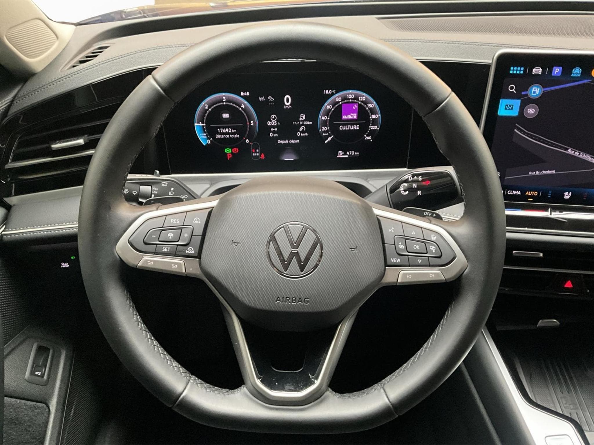 VW Passat Elegance+DSG (2025) - Foto 10