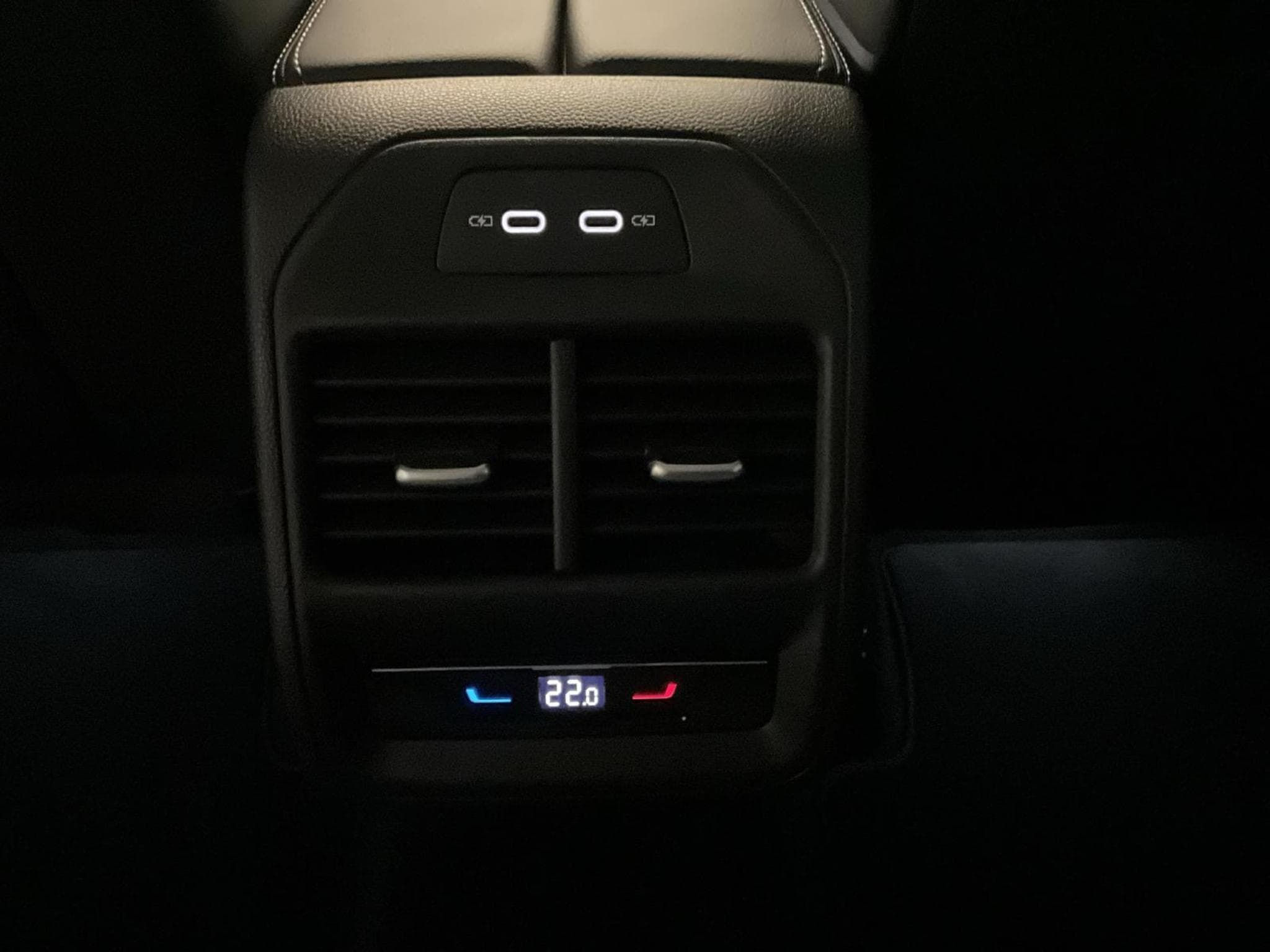 VW Passat Elegance+DSG (2025) - Foto 22