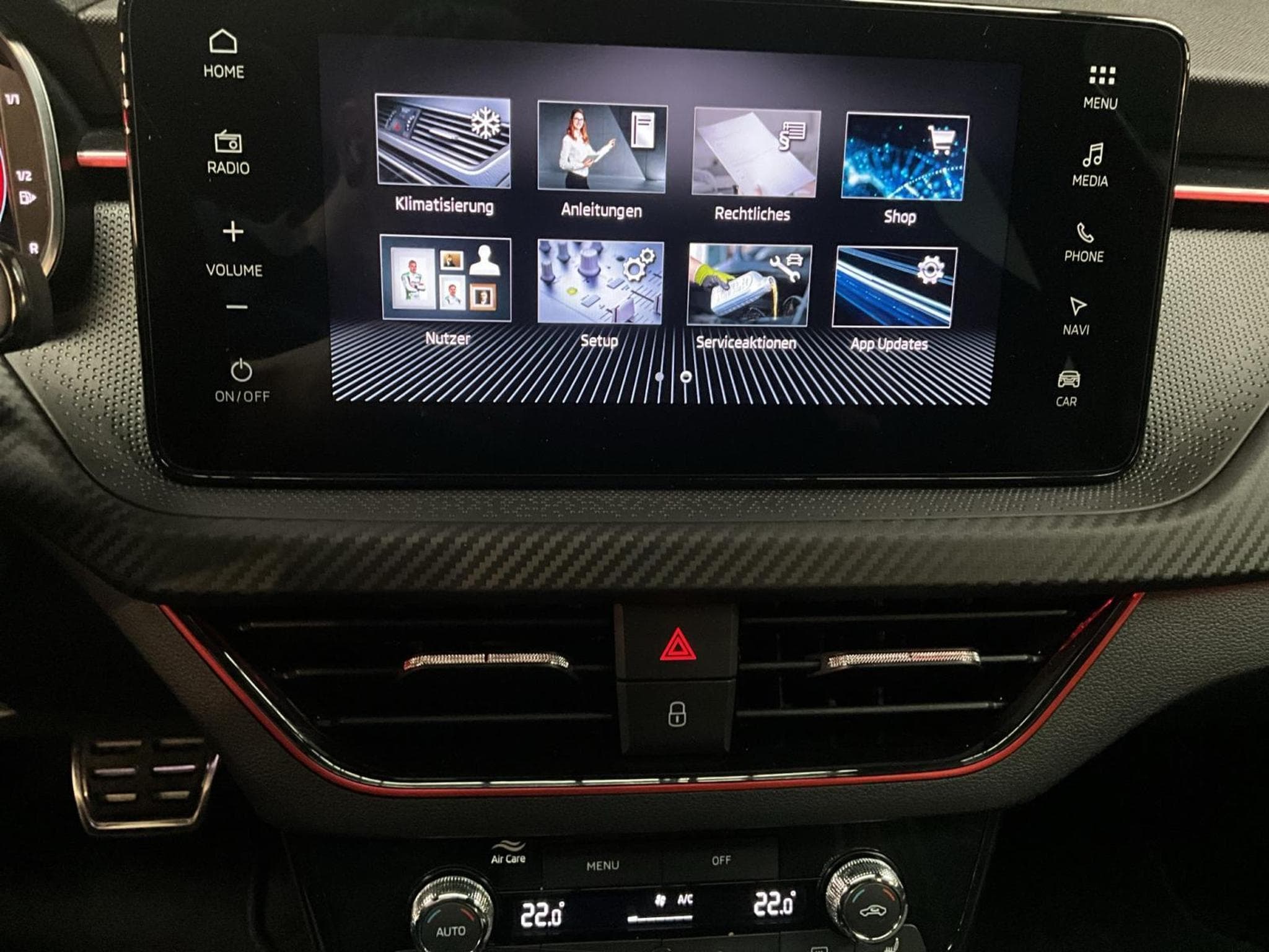 Skoda Kamiq Monte-Carlo+DSG+P.Park&Go+AHK+LED+Navi+DAB (2025) - Foto 21