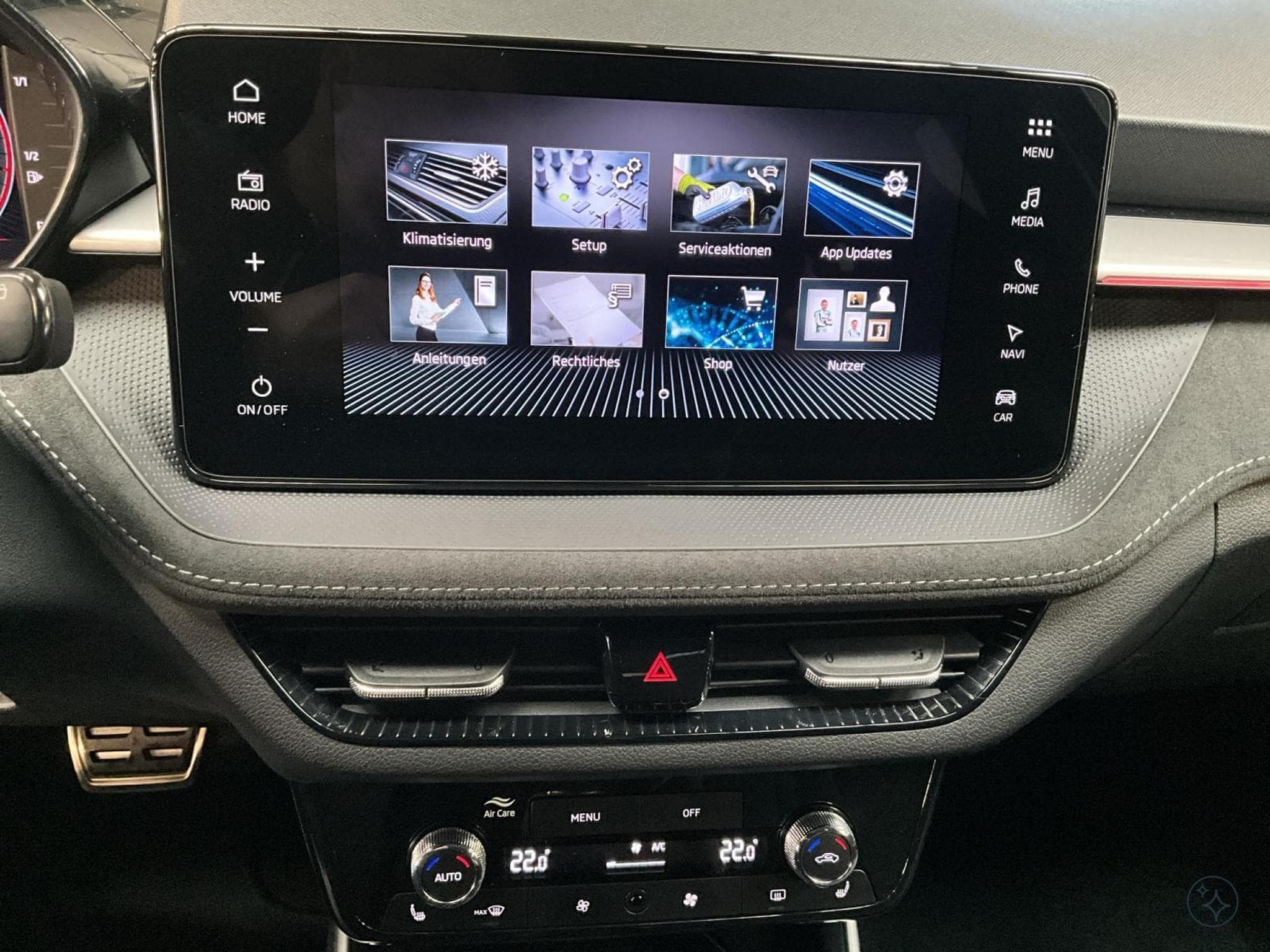 Skoda Fabia Monte-carlo+DSG+LED+NAVI+ACC+DAB (2025) - Foto 18
