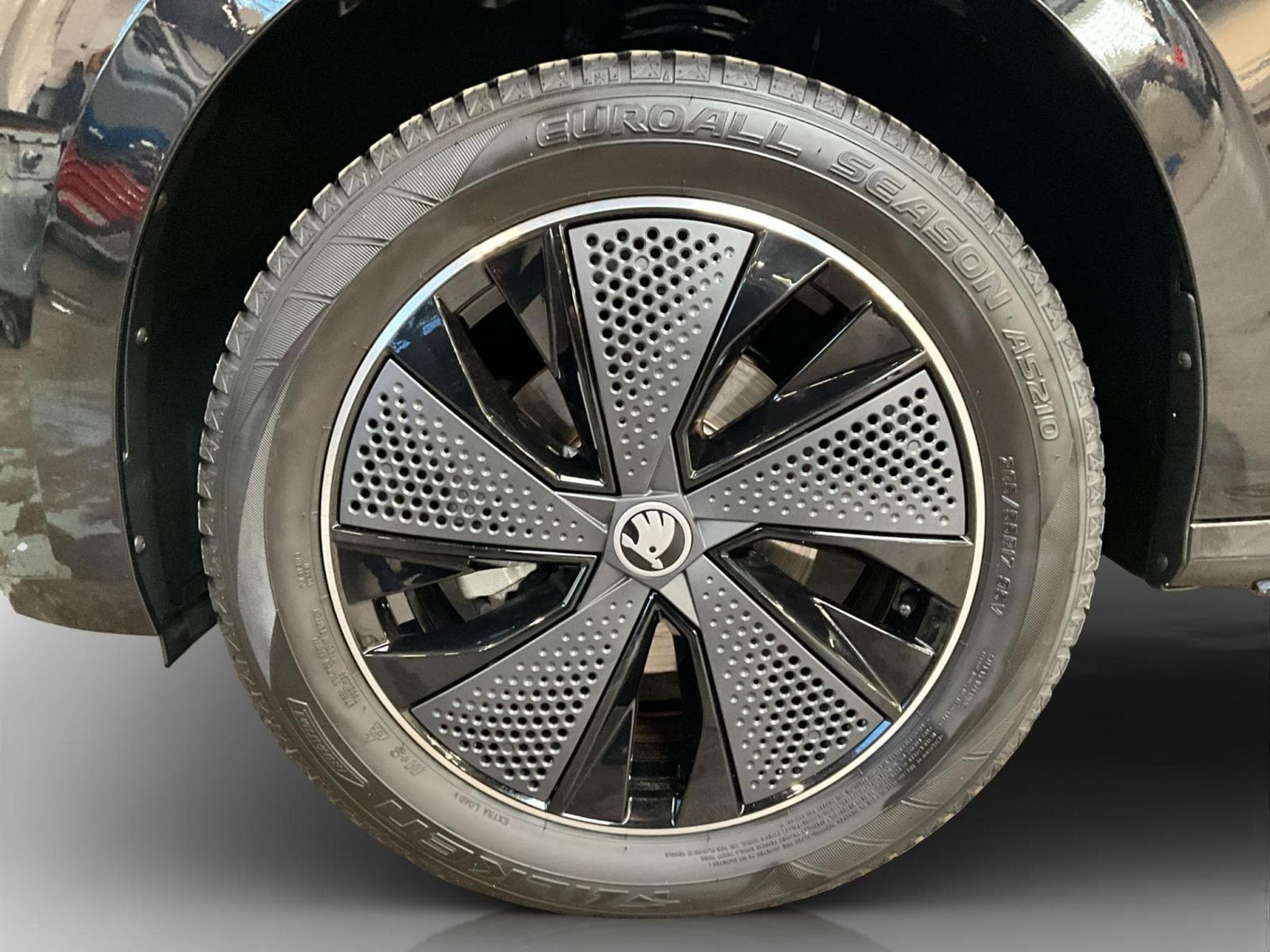 Skoda Kamiq Monte-Carlo+BVM+Pano+LED+Navi (2025) - Foto 8