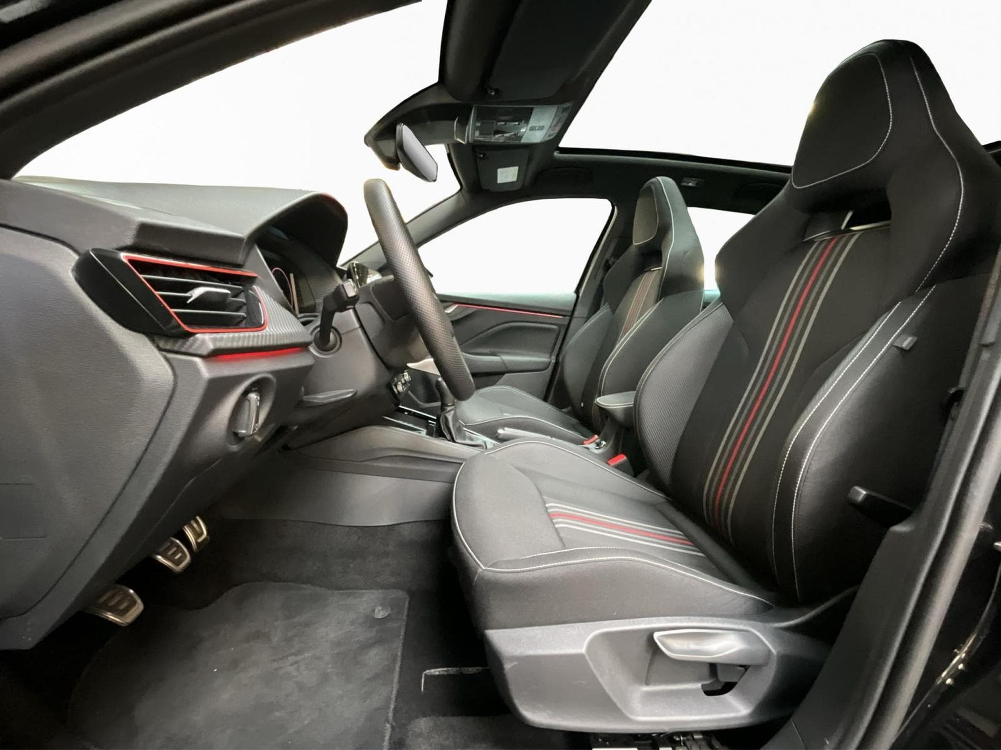Skoda Kamiq Monte-Carlo+BVM+Pano+LED+Navi (2025) - Foto 11