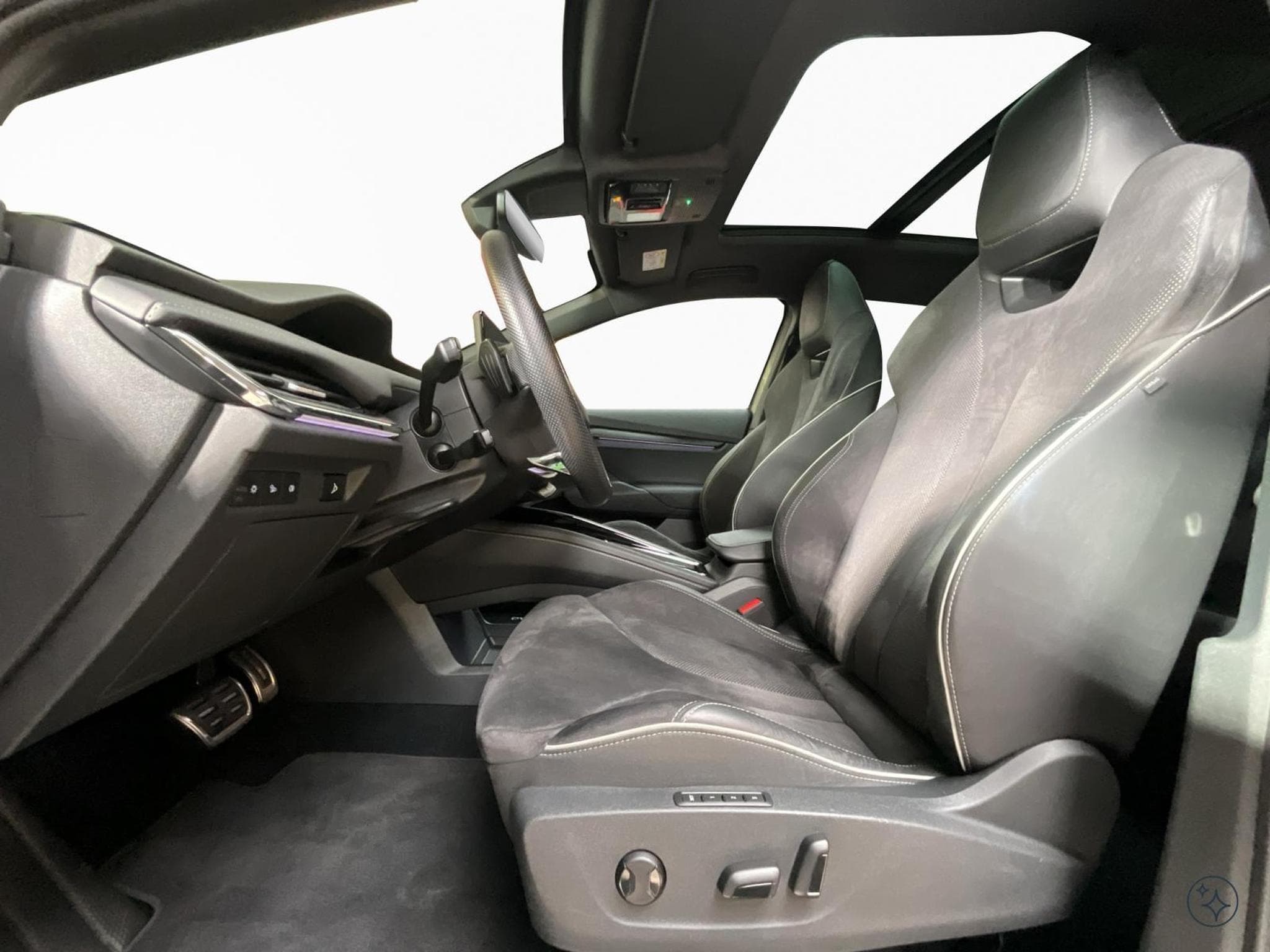 Skoda Enyaq 77kWh+RS/Sportline+Drive-Sport+Light&View+Canton+Pano+AHK (2022) - Foto 9