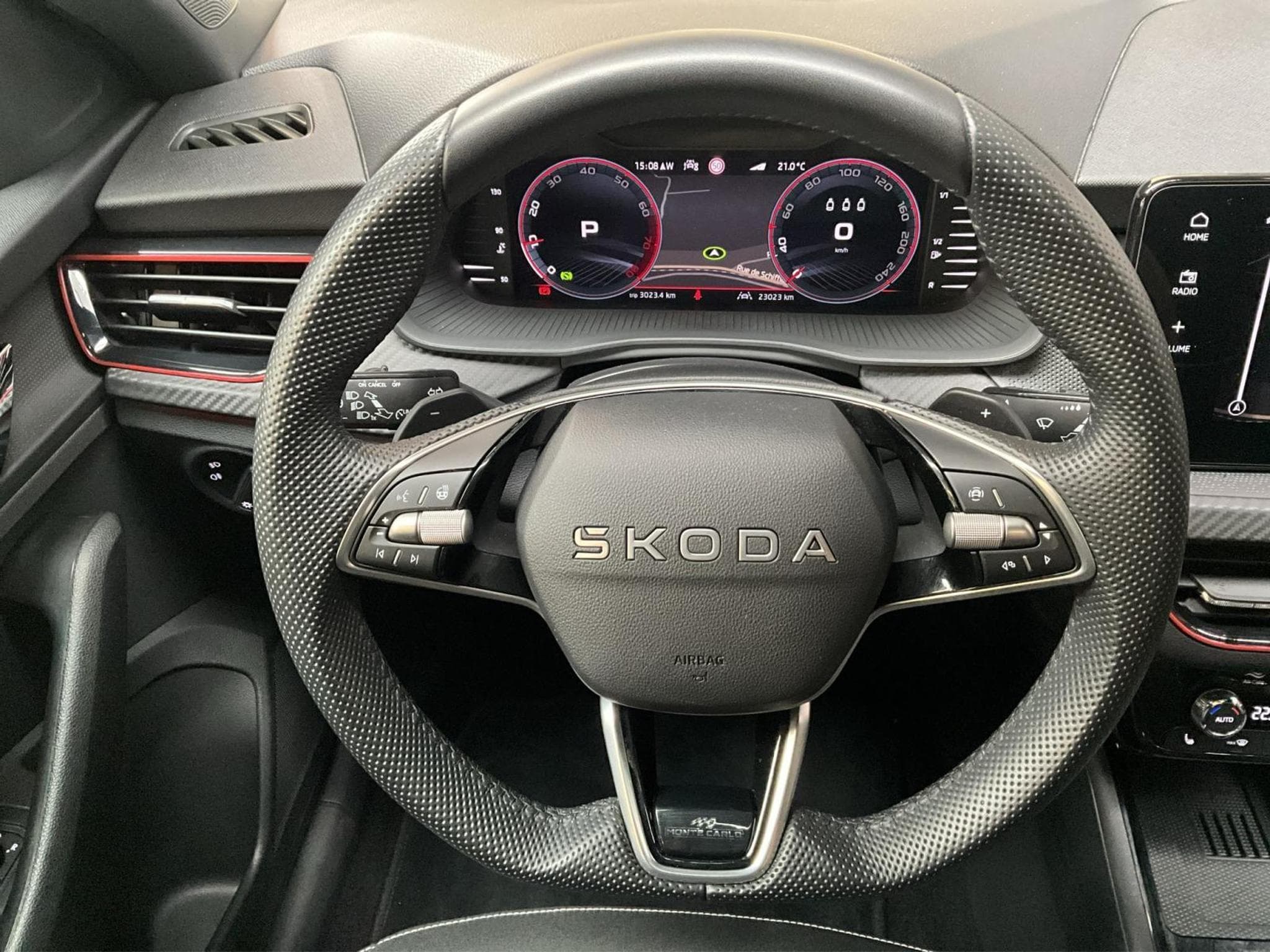 Skoda Scala Monte-Carlo+DSG+LED+Pano+RearView (2025) - Foto 10