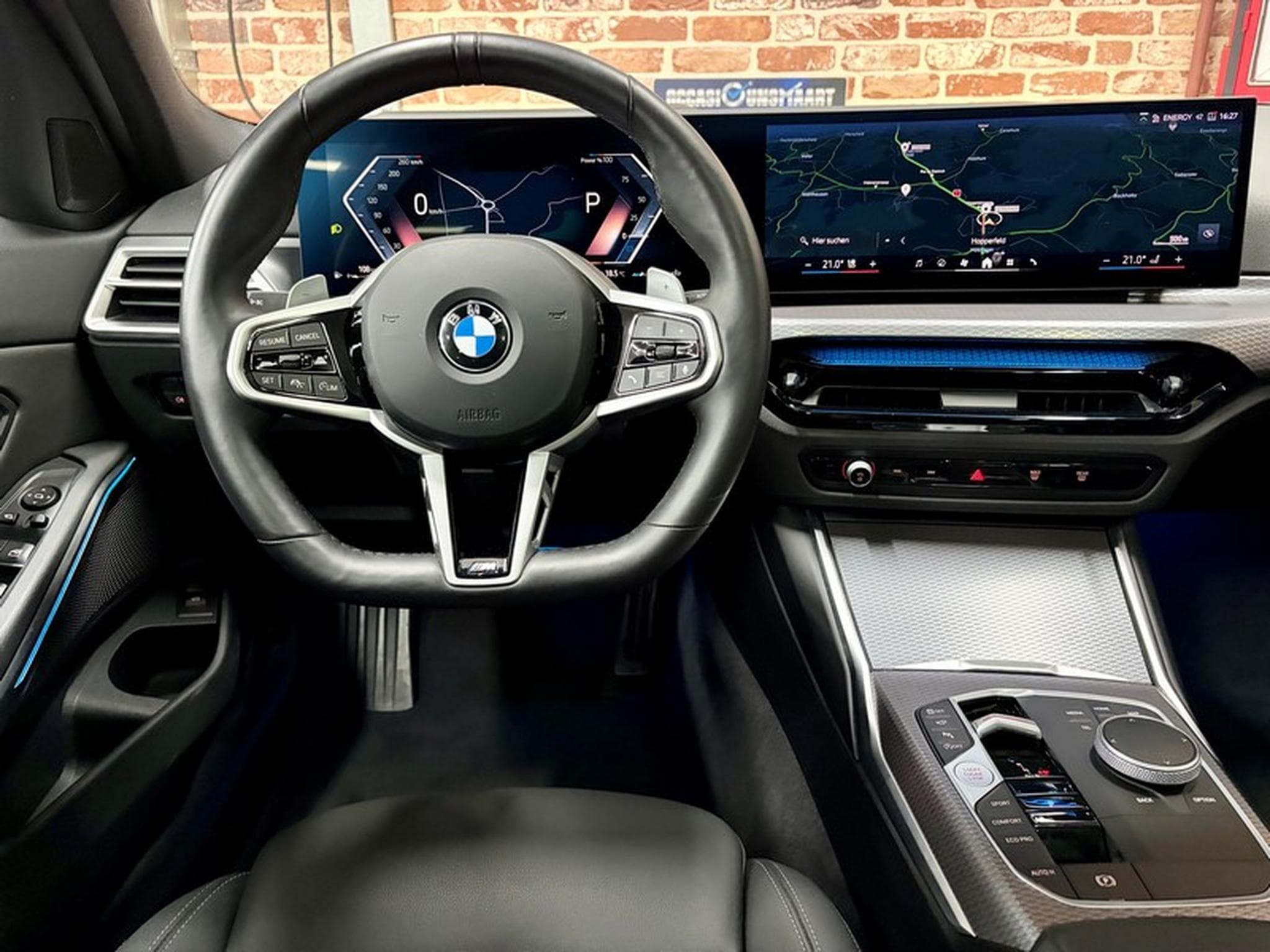 BMW 320 320iA Touring 2.0 184cv Auto M-SPORT (2025) - Photo 4