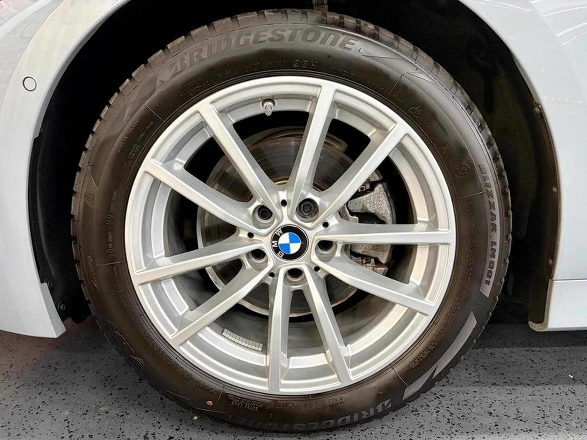 BMW 320 320iA Touring 2.0 184cv Auto M-SPORT (2025) - Photo 3