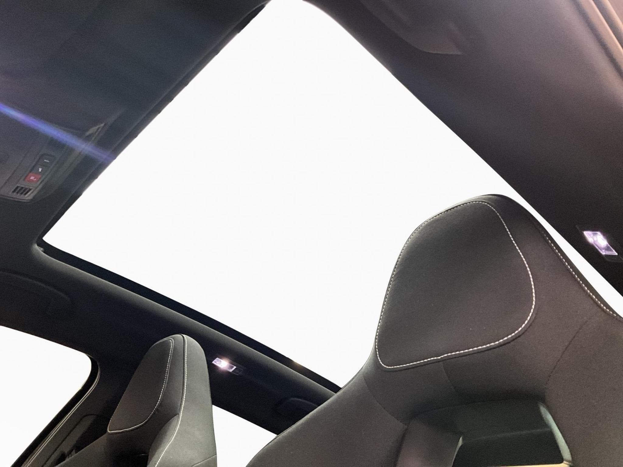 Skoda Scala Monte-Carlo+DSG+LED+Pano+RearView (2025) - Foto 15