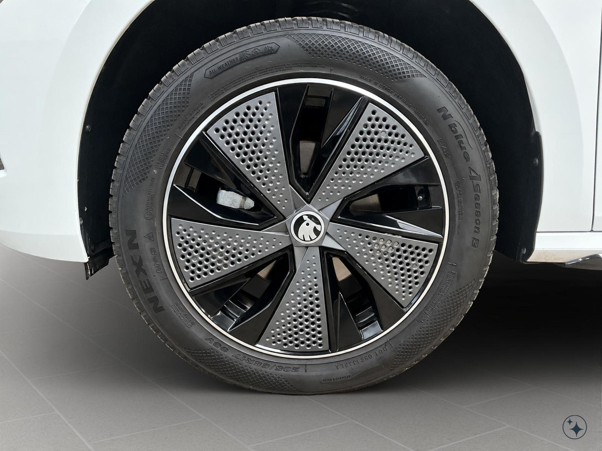 Skoda Kamiq Monte-Carlo+DSG+Pano+LED+Navi (2025) - Foto 8