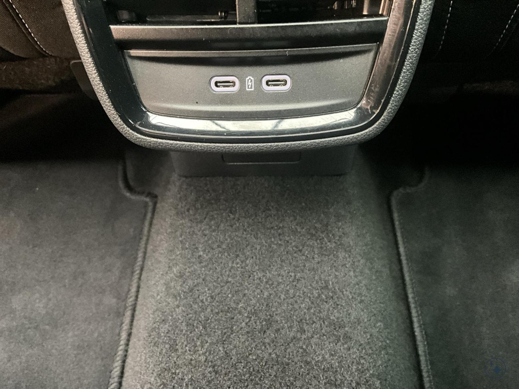 Skoda Kamiq Monte-Carlo+DSG+Pano+LED+Navi (2025) - Foto 20