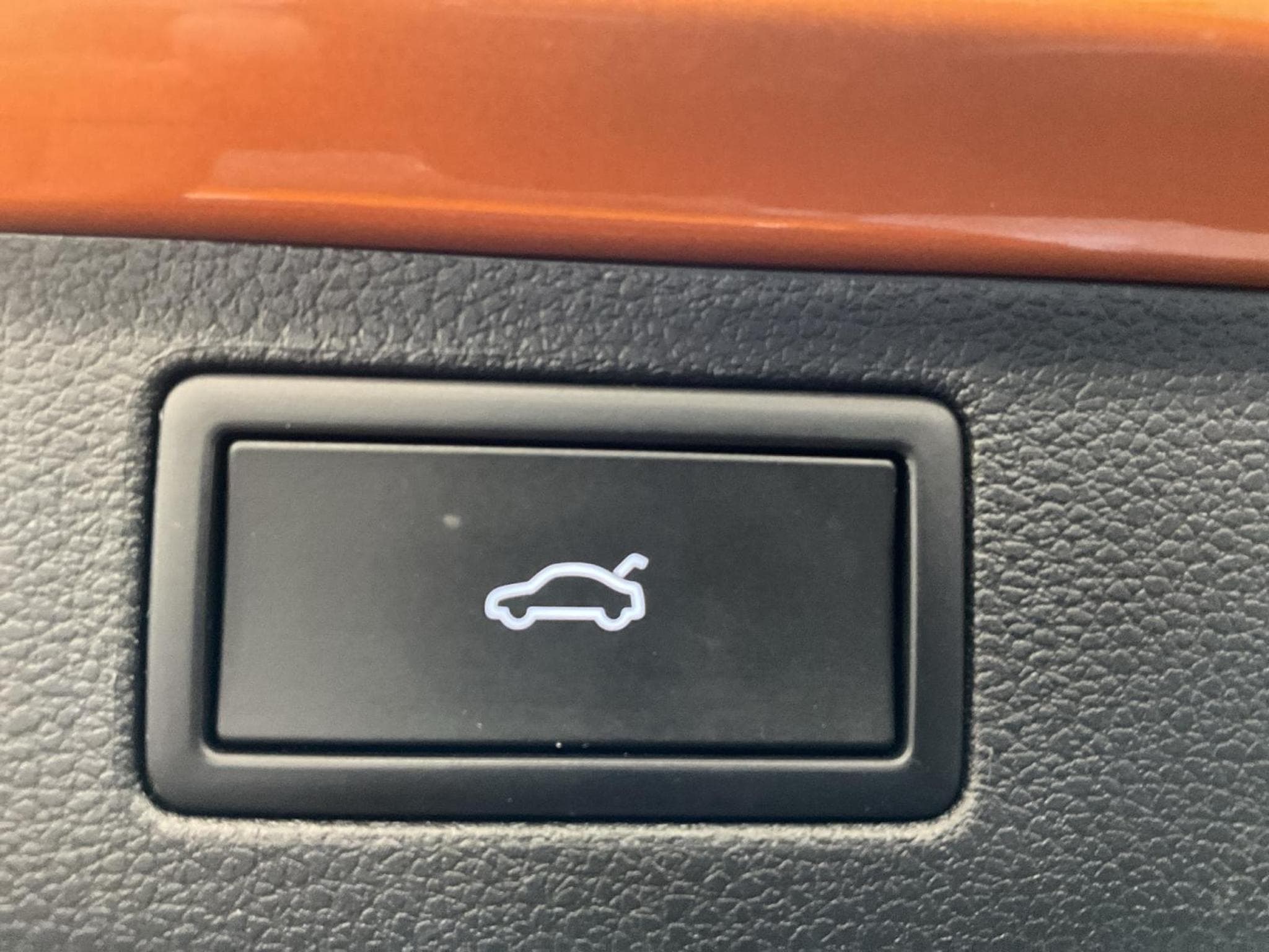 Skoda Kamiq Monte-Carlo+DSG+Pano+Park&Go+P.Drive+AHK+P.Sécurité (2025) - Foto 19