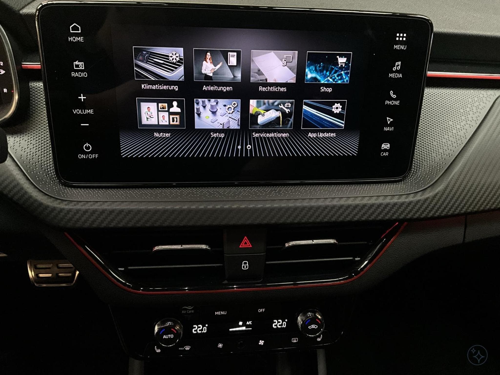 Skoda Kamiq Monte-Carlo+DSG+Pano+Park&Go+P.Drive+AHK+P.Sécurité (2025) - Foto 20