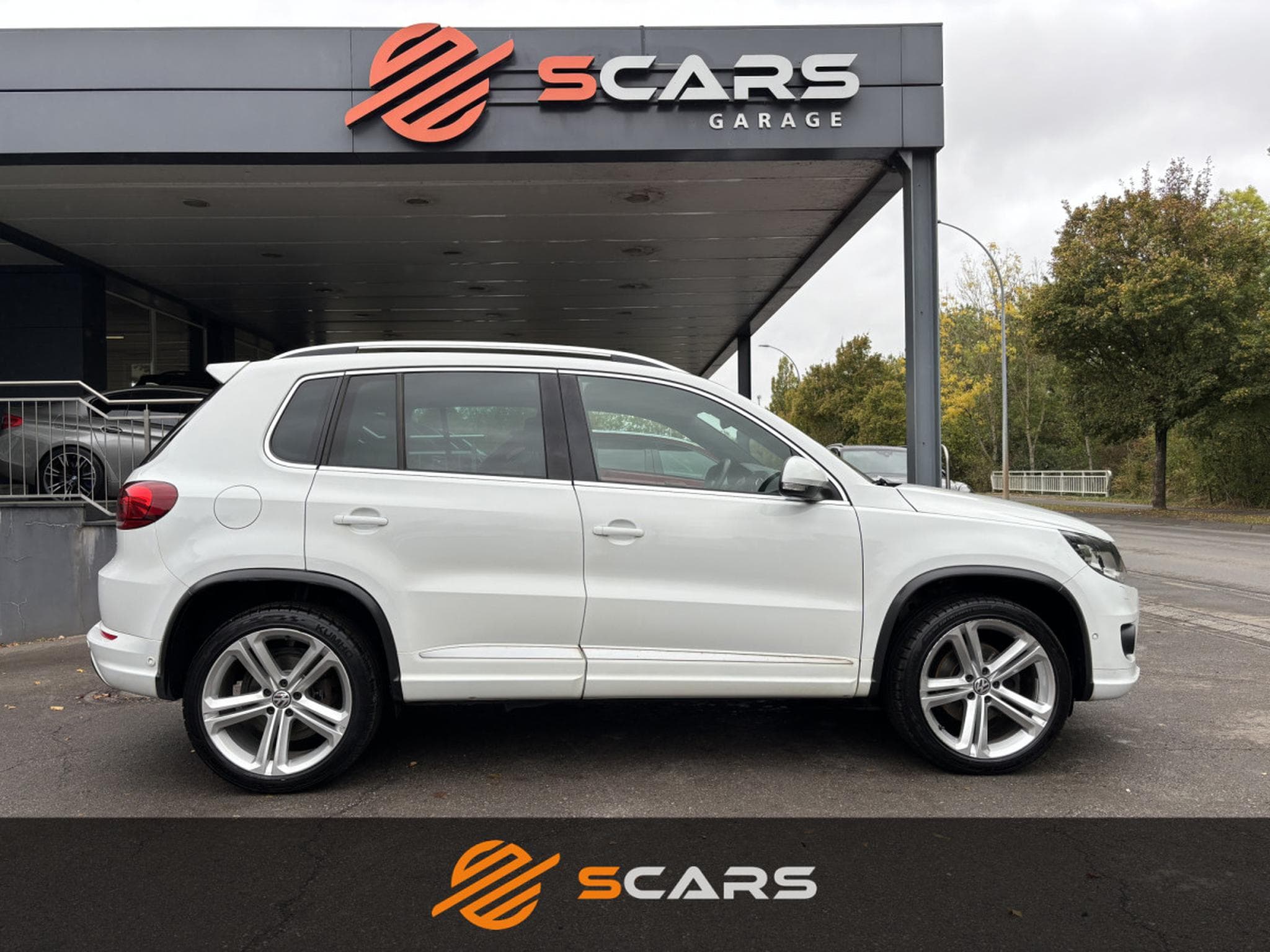 VW Tiguan 2.0 Tdi R-Line DSG 4Motion  184cv (2015) - Photo 3
