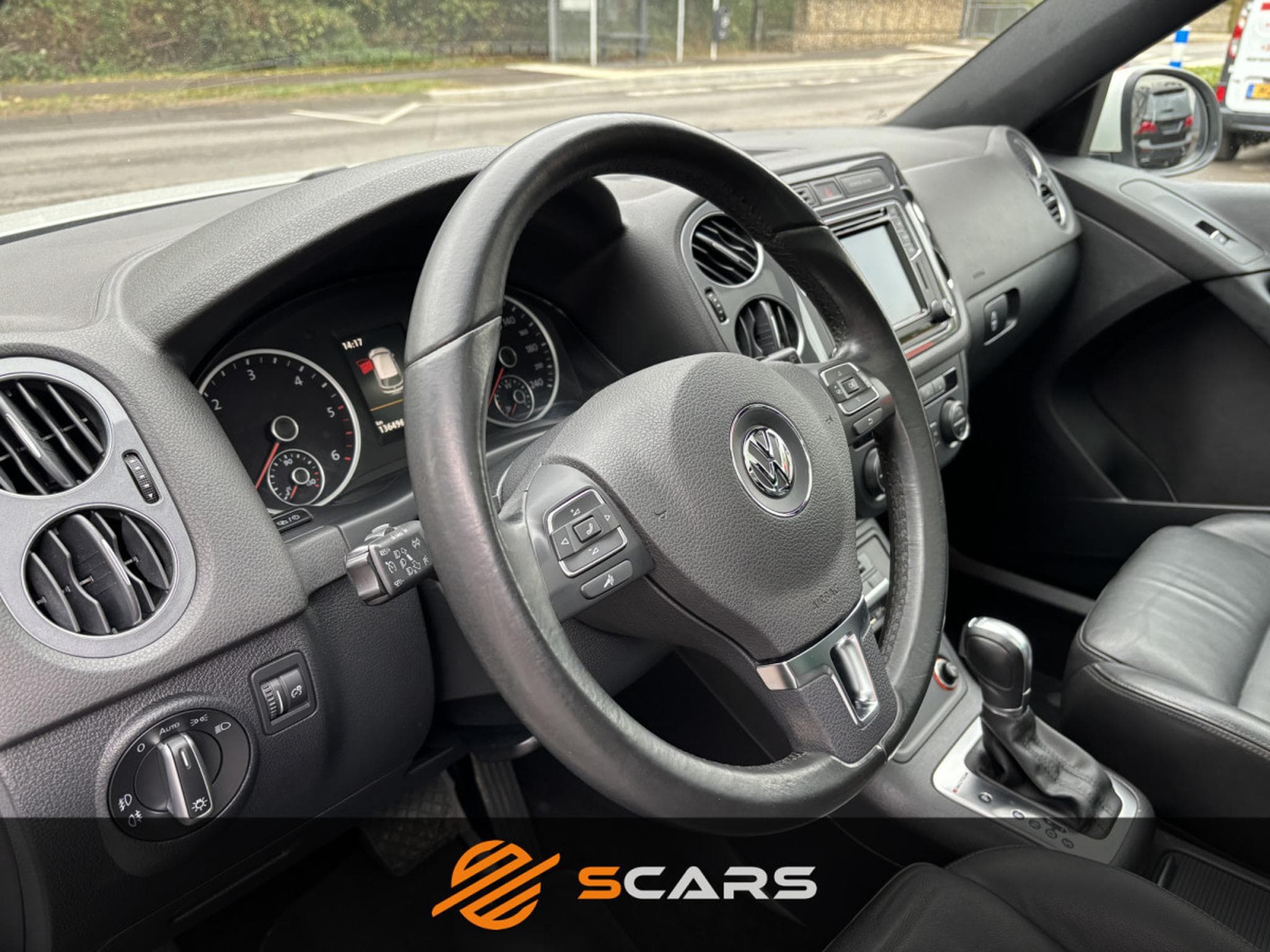VW Tiguan 2.0 Tdi R-Line DSG 4Motion  184cv (2015) - Photo 8