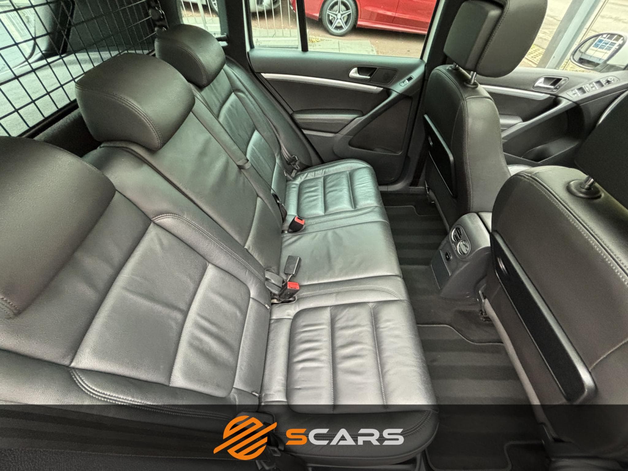 VW Tiguan 2.0 Tdi R-Line DSG 4Motion  184cv (2015) - Photo 10