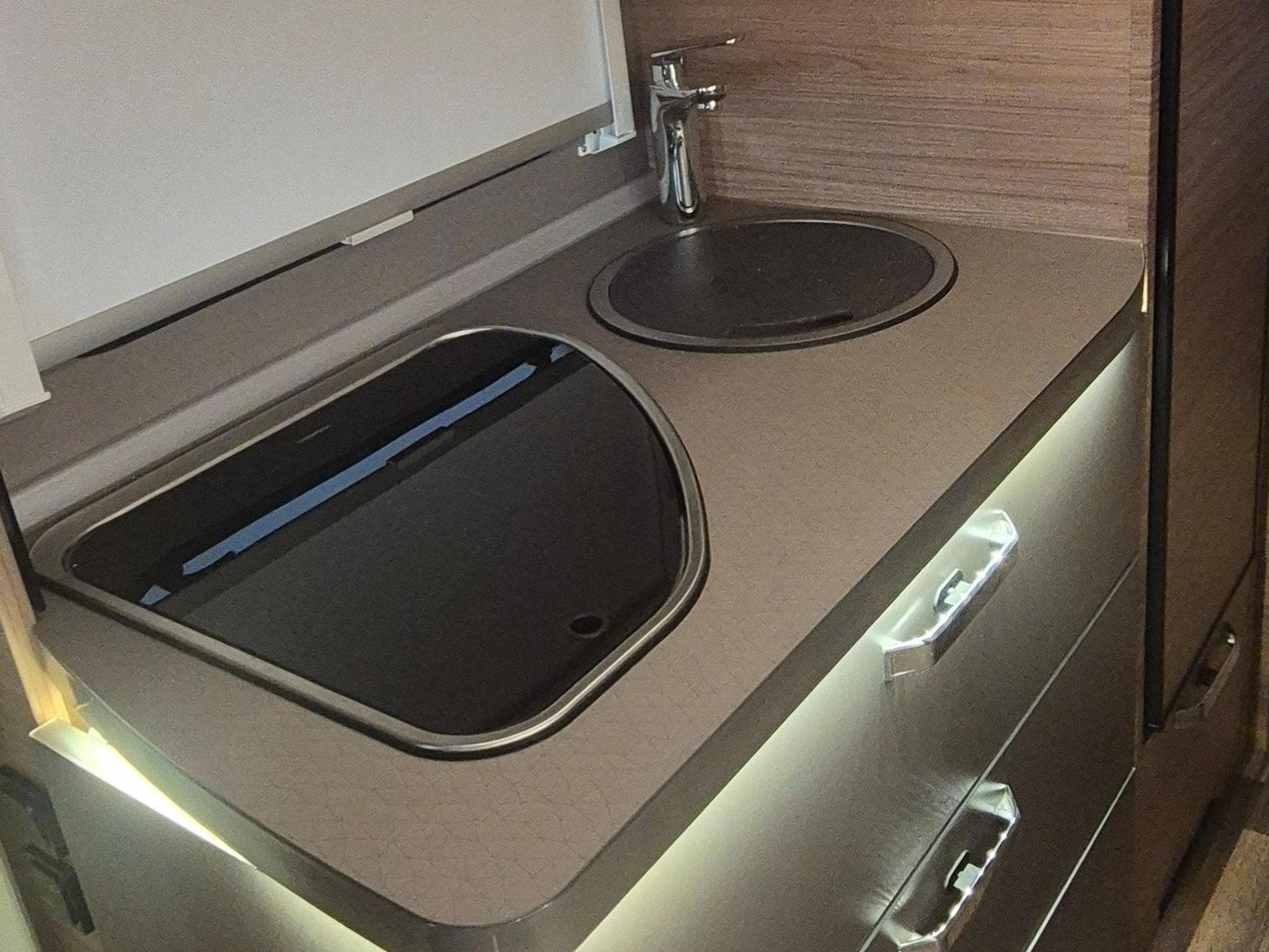 Fiat Ducato Wohnmobil Weinsberg Pepper (2022) - Photo 5