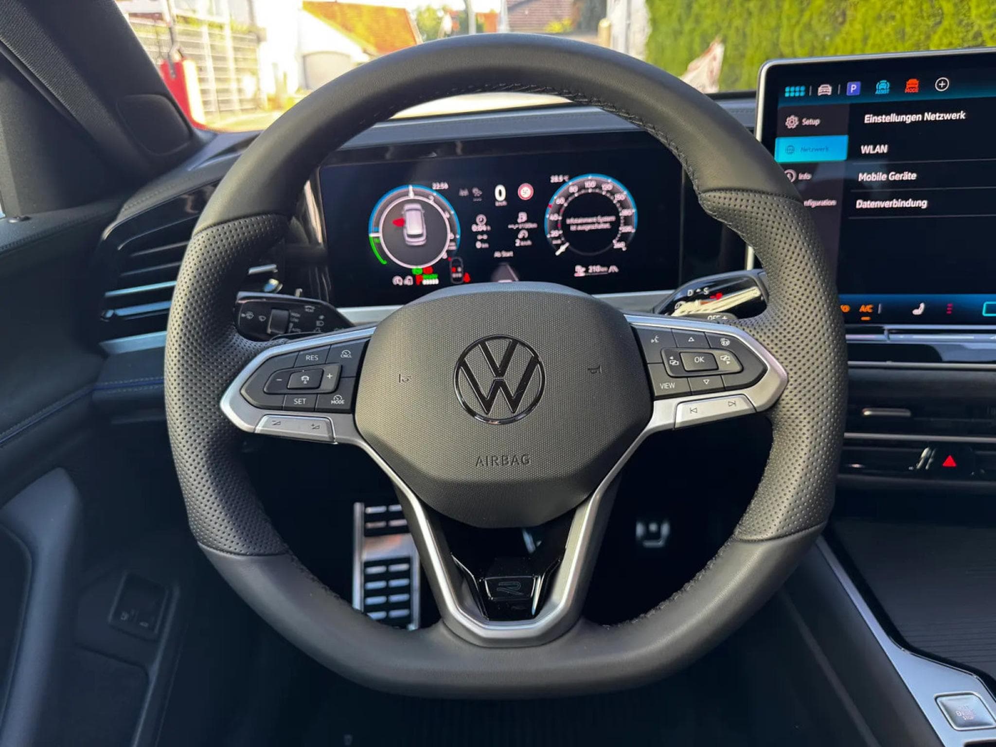 VW Passat 1.5 TSI e-Hybrid 272 R-Line (2026) - Foto 8