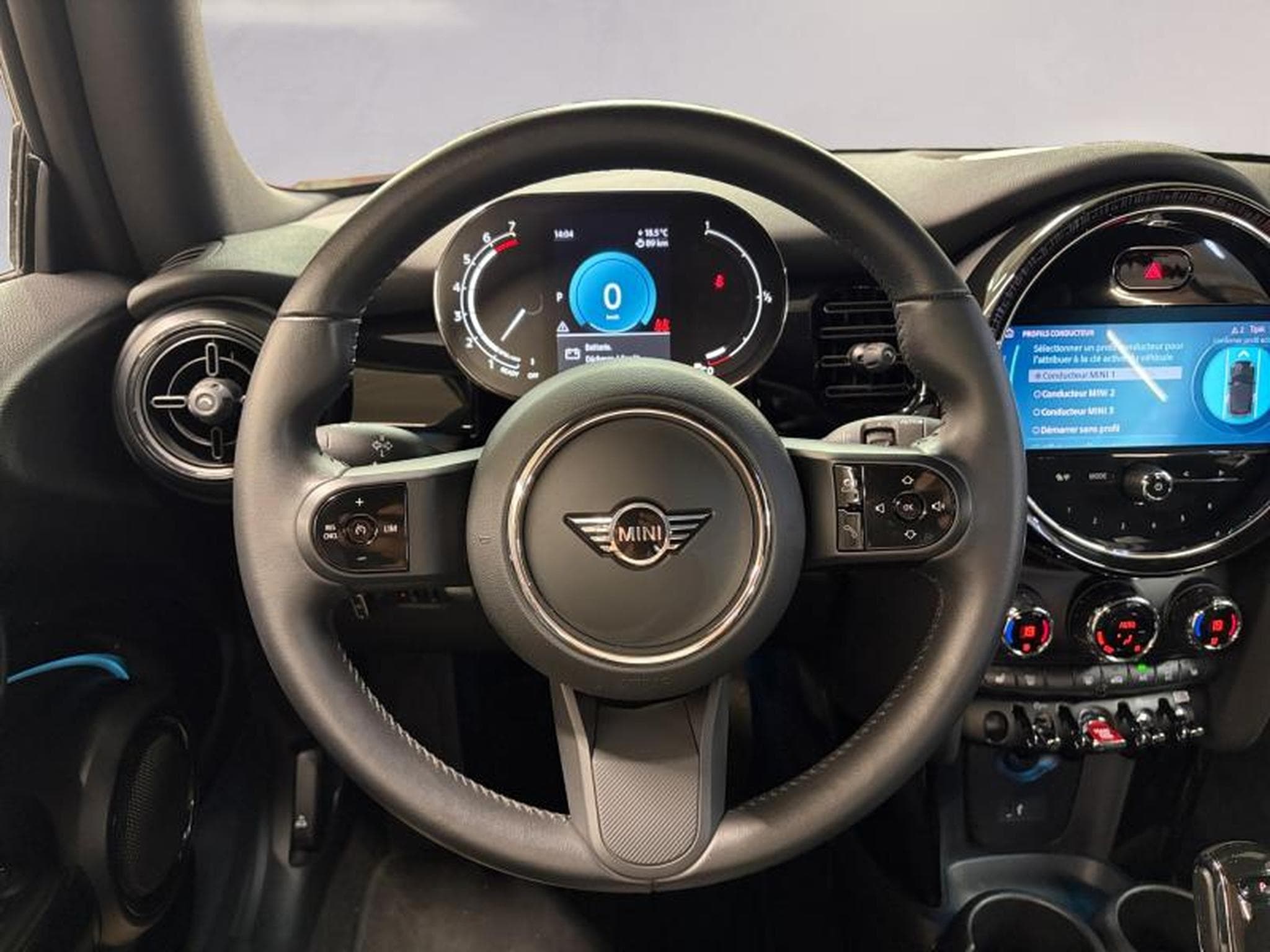MINI Cooper Cooper S Cabrio (2021) - Photo 9