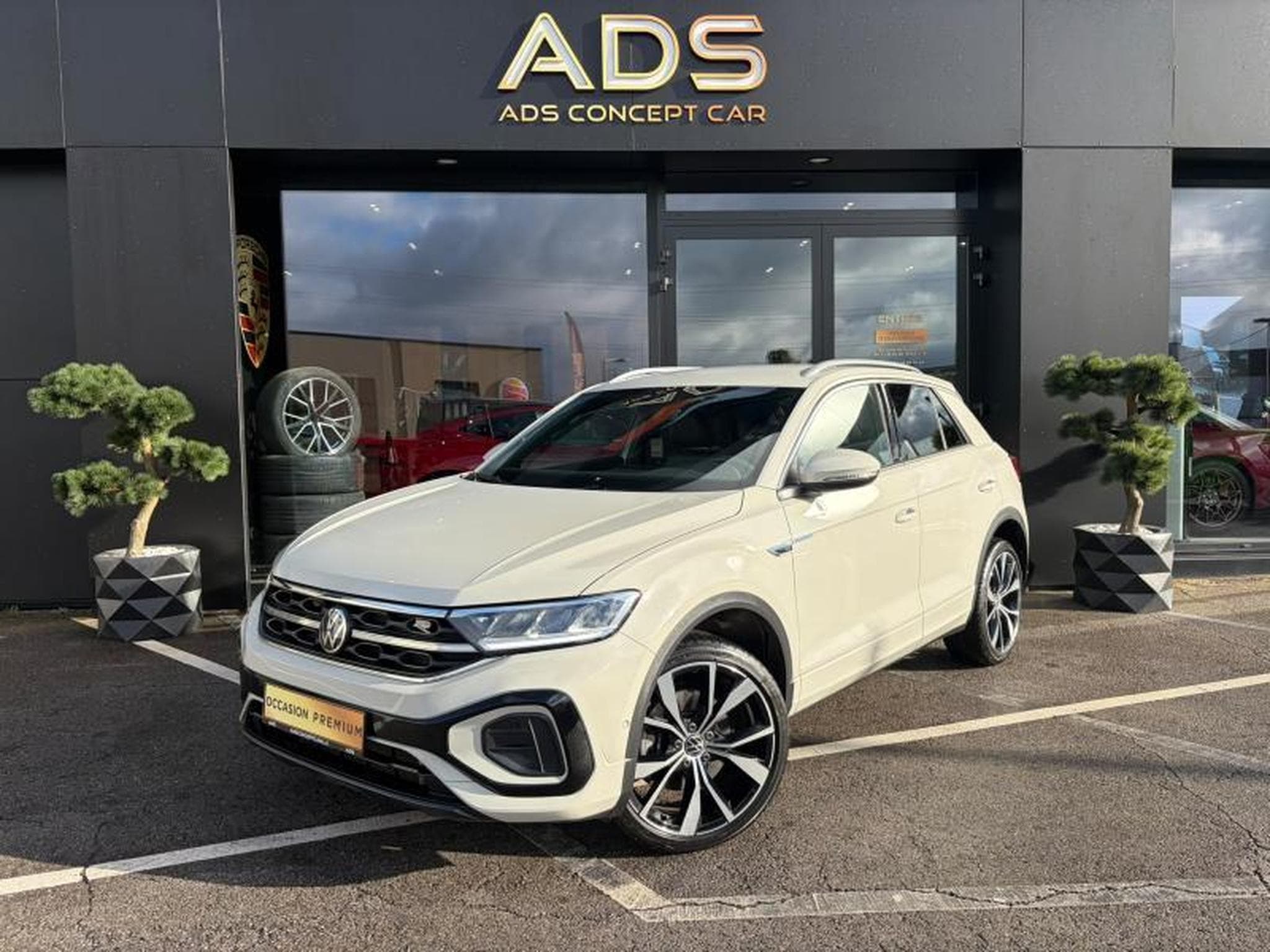 VW T-Roc R-Line 1.5 150ch/Camera/Sièges chauffants (2024) - Foto 2