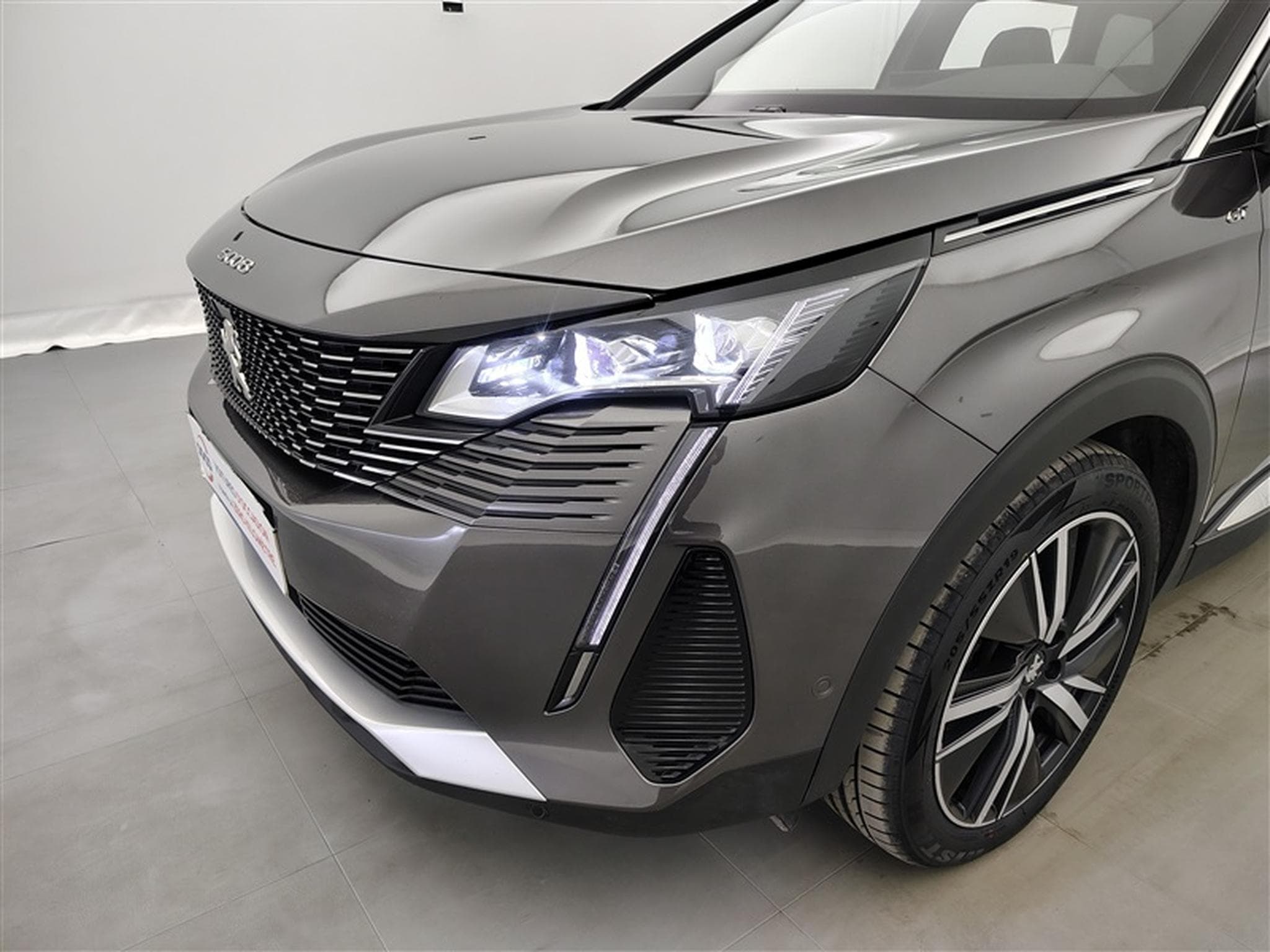 Peugeot 5008 1.2 PureTech GT AUTO/S-CUIR/NAVI/FULL LED/JA18/PDC (2024) - Photo 15