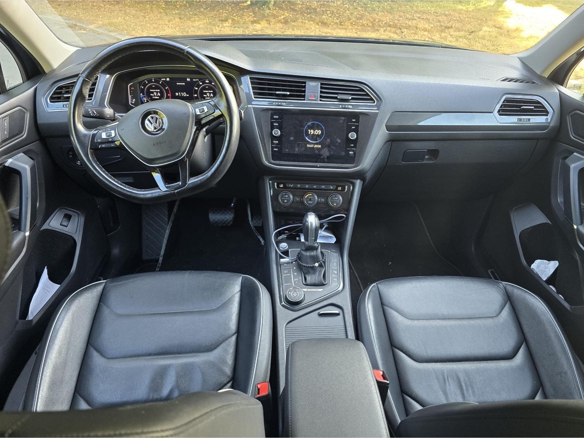 VW Tiguan R Line (2019) - Photo 2