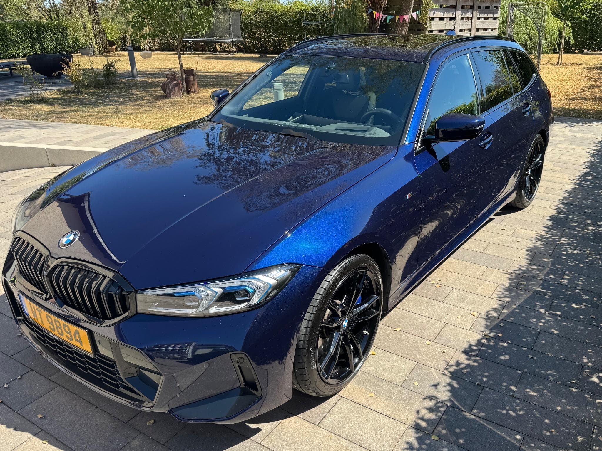 BMW 330 xDrive Touring M Sport/HUD/AHK/PANORAMA (2024) - Foto 4