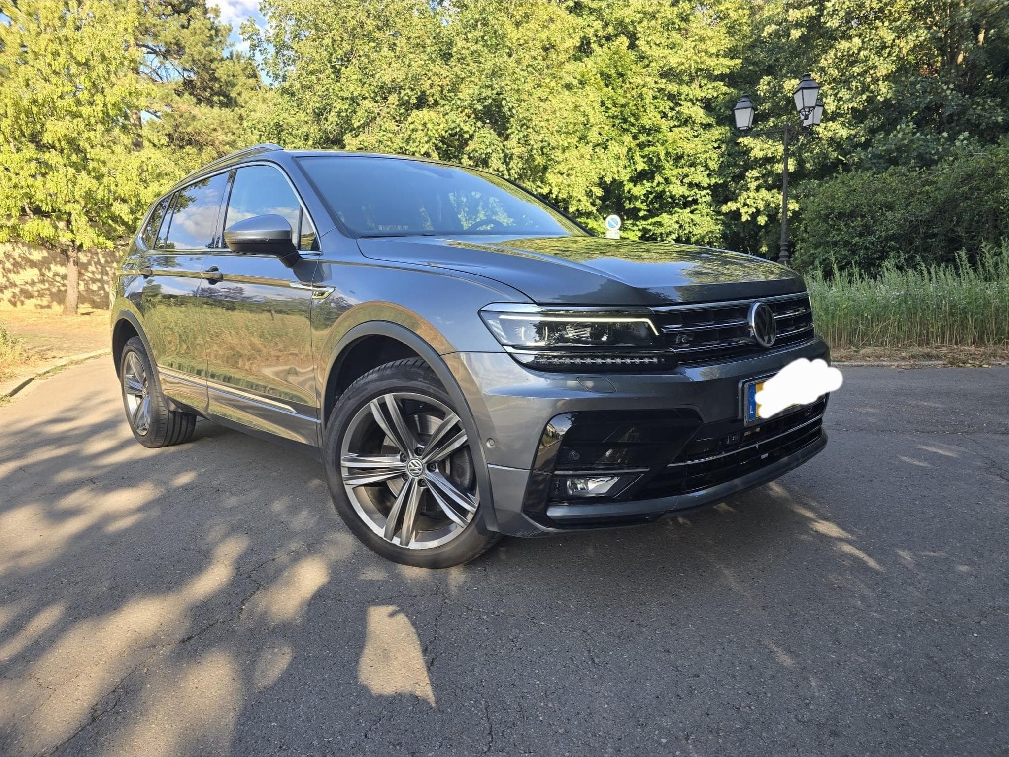 VW Tiguan R Line (2019) - Photo 9