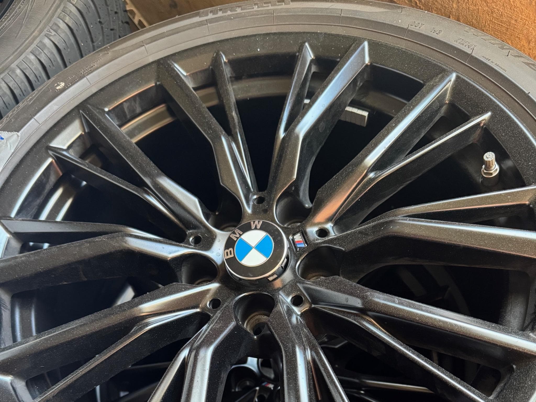 BMW 330 xDrive Touring M Sport/HUD/AHK/PANORAMA (2024) - Foto 9