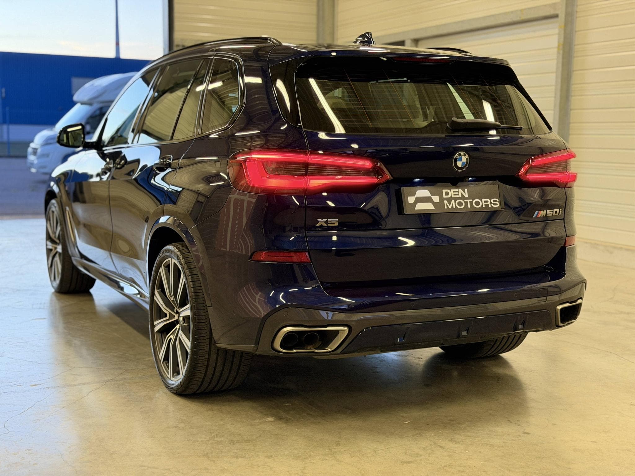BMW X5 M50i 530ch / 1ère Main / TVA Récup / 30 330€ d'options / Nig (2019) - Foto 7
